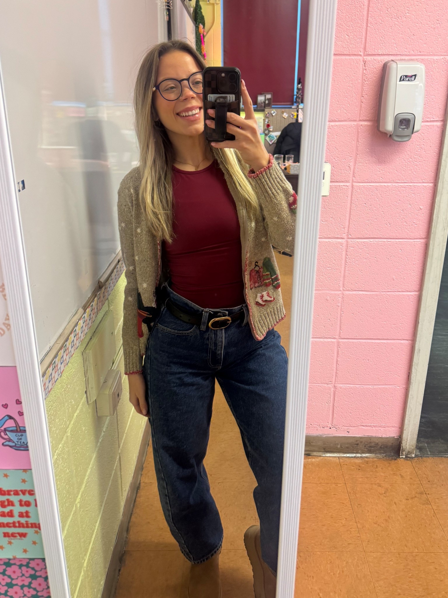 still my fav jeans of all time🙂‍↕️wearing a 25 regular 

#LTKwinter #LTKgiftguide #LTKcanada