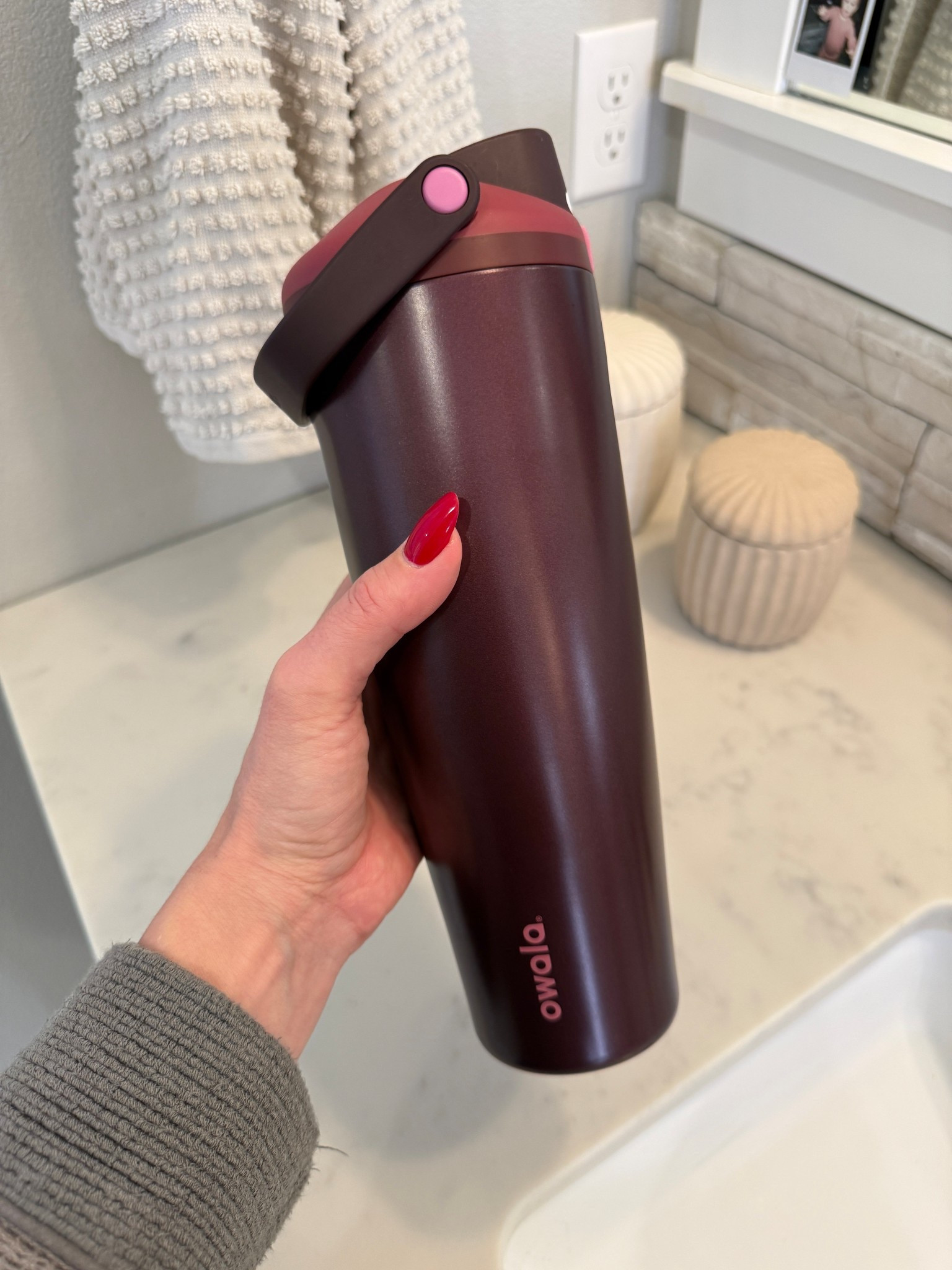 Favorite new water bottle 

#LTKdayinmylife #LTKfitnessgoals #LTKHome