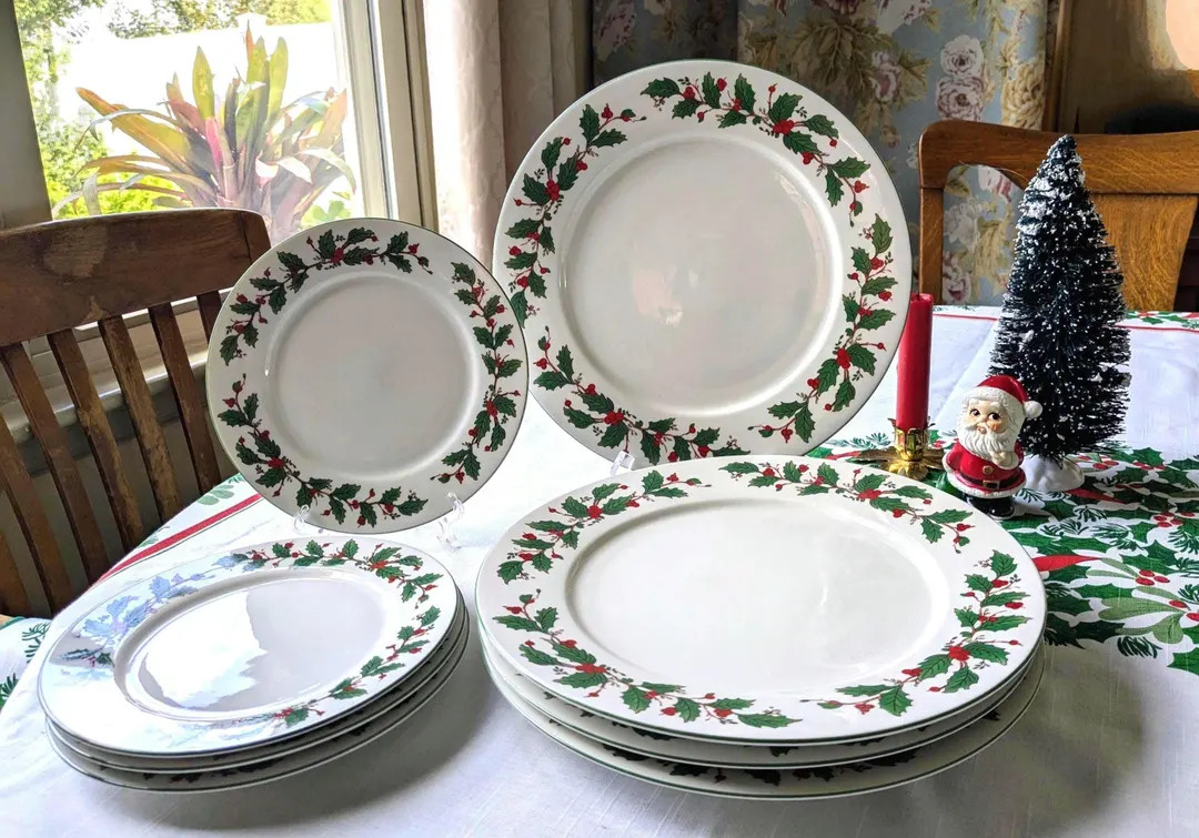 Holly Berry Christmas Plates - China Pearl Noel Set of 4 - 1990s - Etsy | Etsy (US)