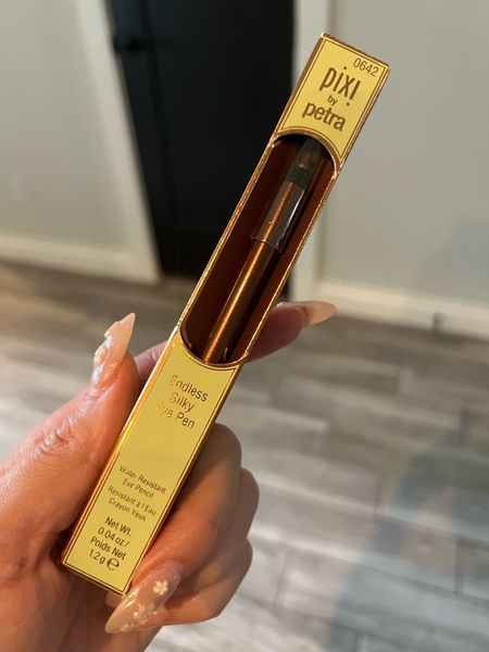 My favorite gold shimmer eye pencil by Pixi that I always grab on my Target run. It’s so creamy and easy to apply. Certainly much lighter than a black liner while doing an amazing job to highlight your eyes. Try it! 



Target find 
Target beauty 
Gold eyeliner 
Wedding
Travel 
Bachelorette 

#LTKWedding #LTKBeauty #LTKTravel