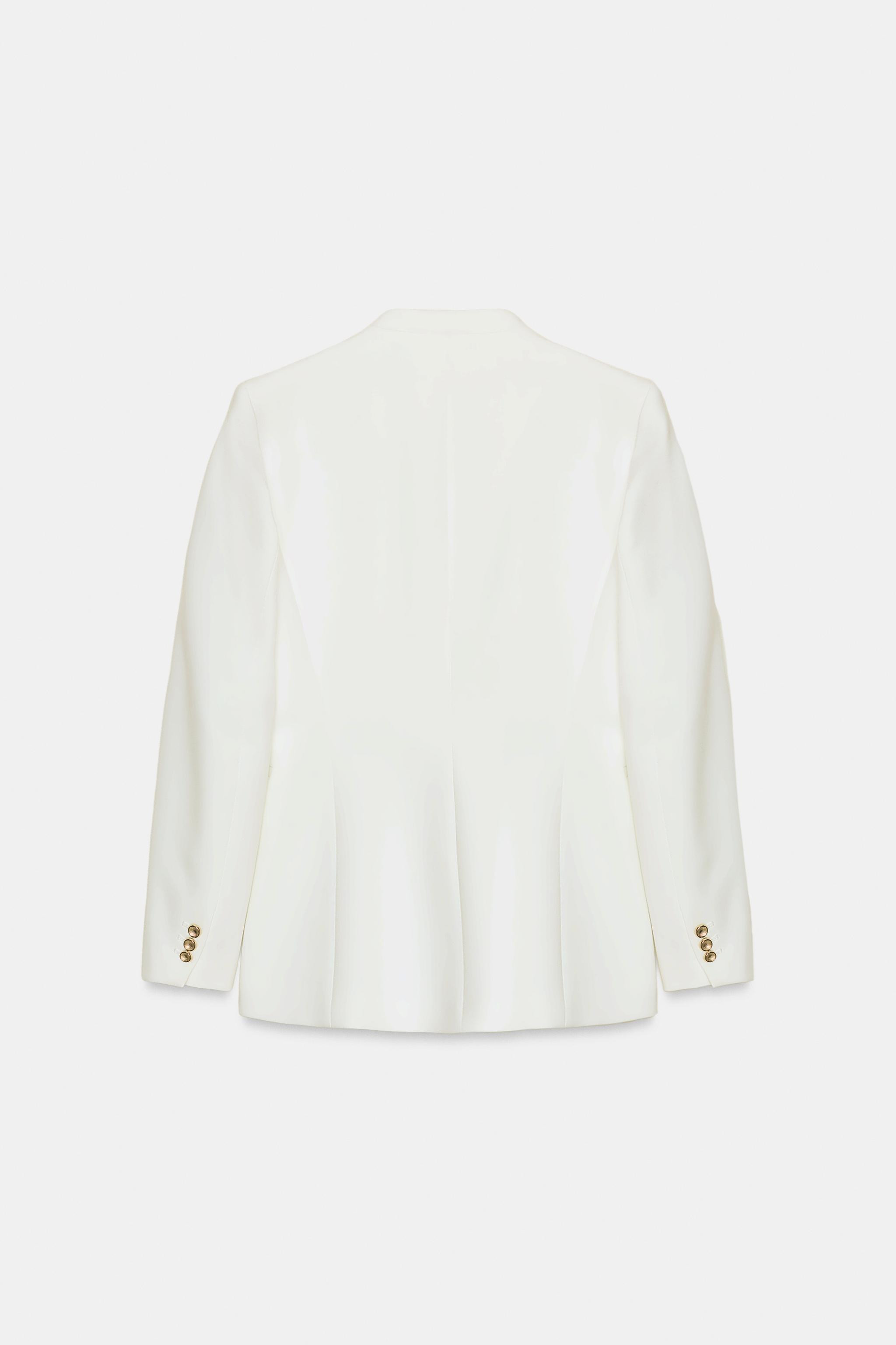 BLAZER ENTALLADA SIN SOLAPA | Zara US