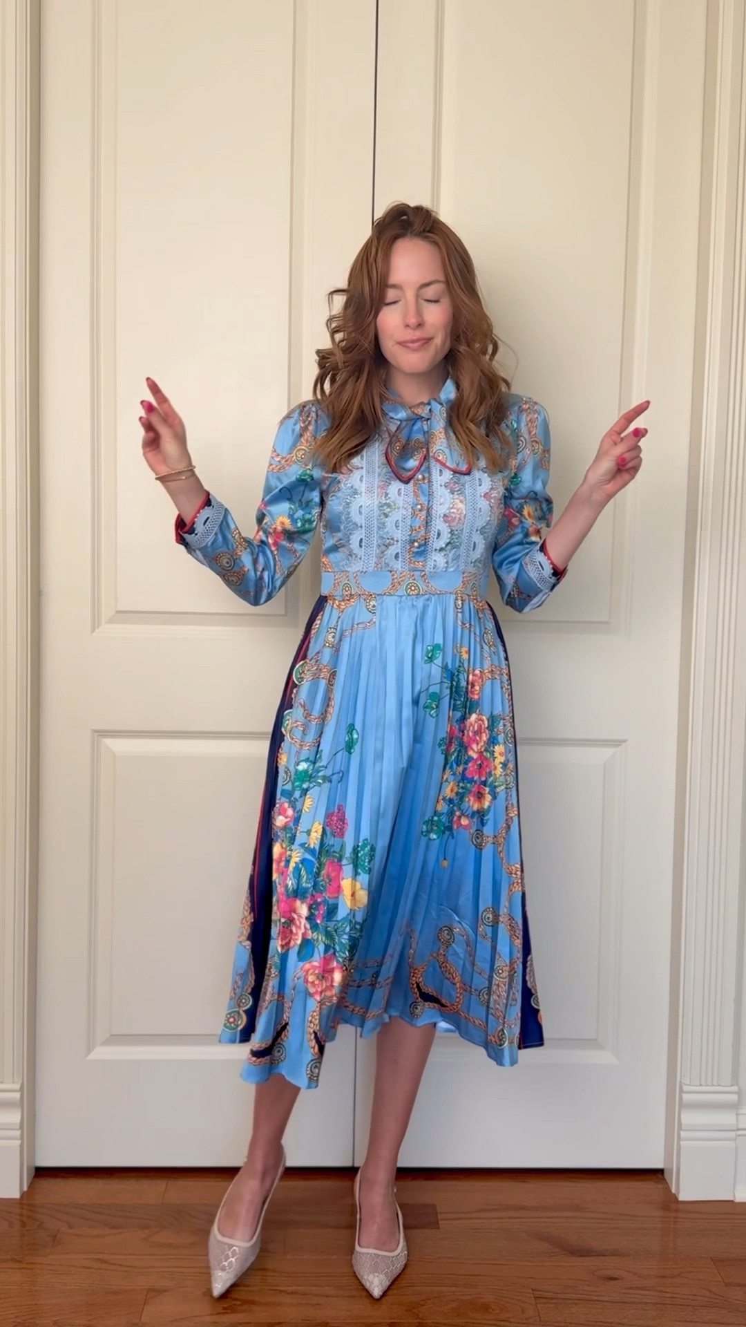 I’m wearing dresses everyday for a year and here’s what I wore this past week! Follow along on my femininonal journey! ✨😆💖
#365daysofdresses #dresses 