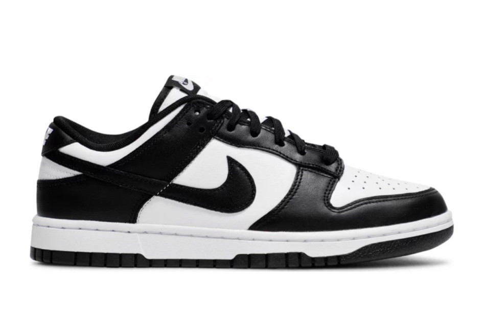 #nike black and white dunk lows 




#LTKCon #LTKmens #LTKshoecrush