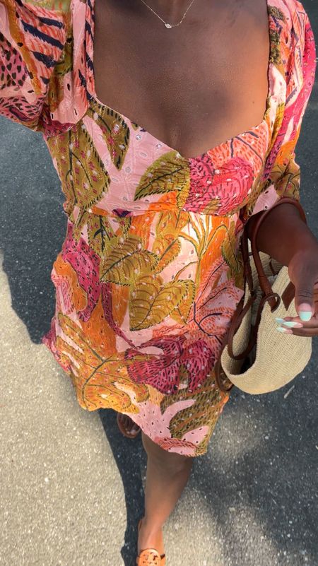 Patio season is here and this summer dress is perfect for meeting up with your gal pals! We love a print mini dress and sandals look 

#LTKVideo #LTKSeasonal #LTKStyleTip