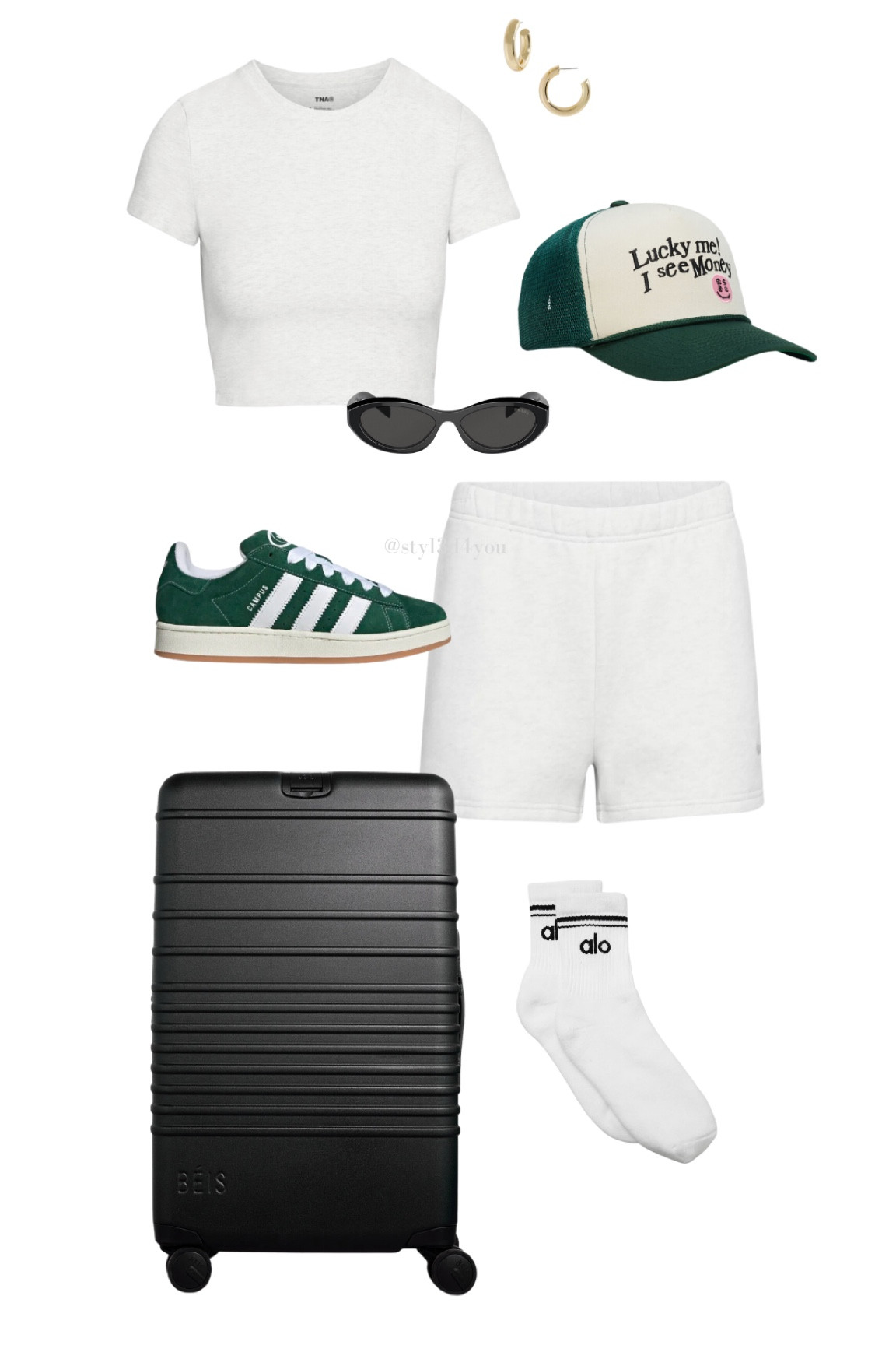 Set is from Aritzia, hat is from Snipes