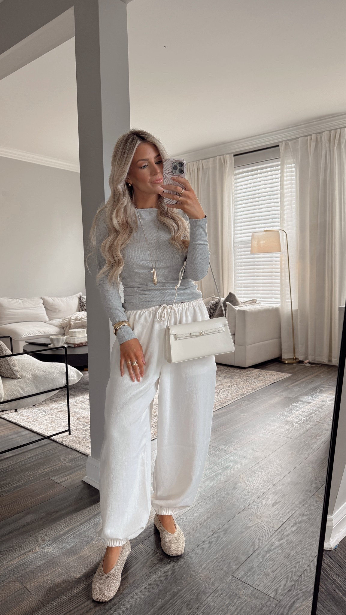 Casual Sunday ootd/ these pants are incredible and my T-shirt is an Amazon find! So cozy

#LTKspringtrends #LTKSeasonal #LTKspring