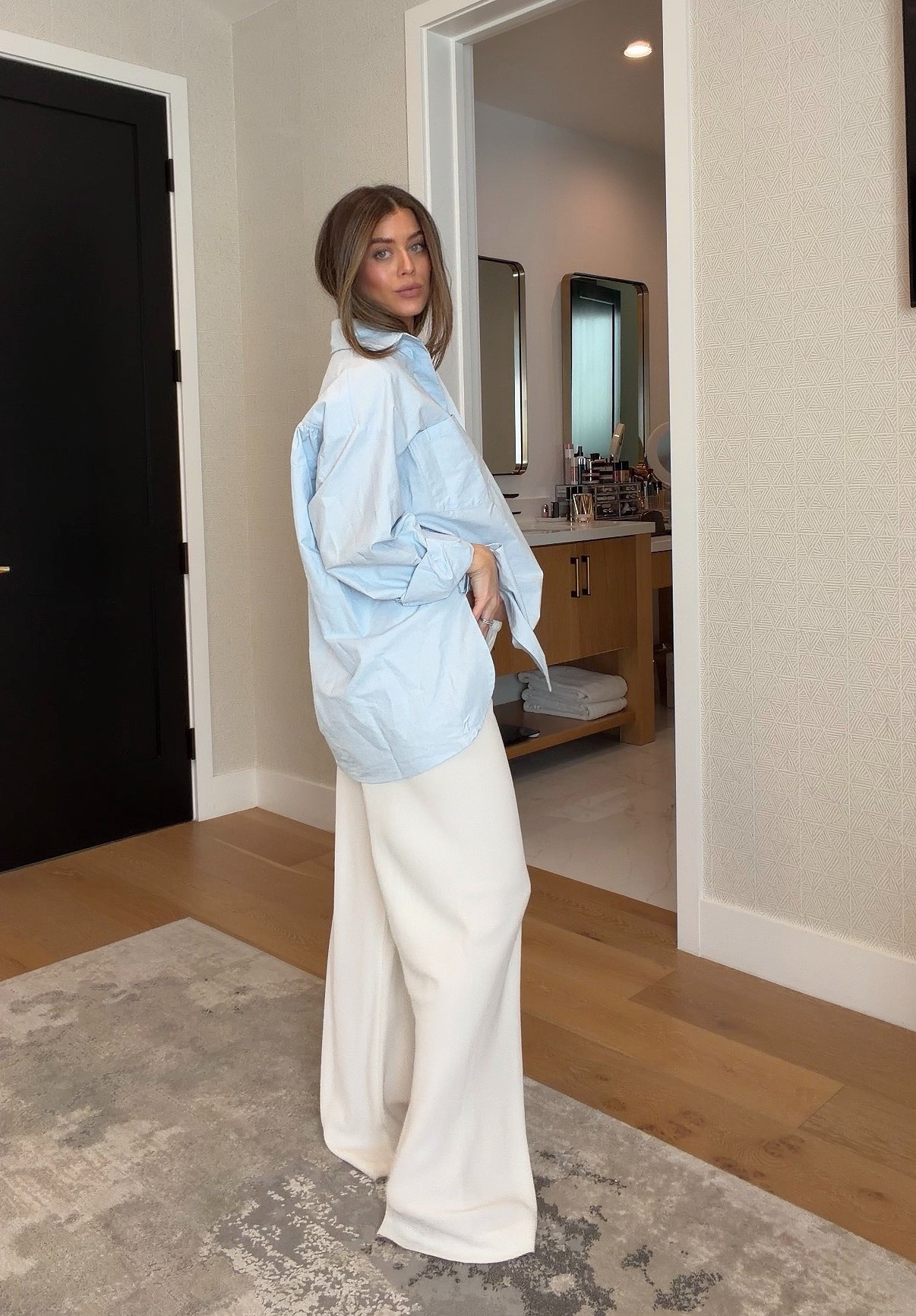 How to dress casual chic 5 months pregnant. Honestly this look is for everyone, not just mamas. Shirt: size 2 (but could take a 0) it’s Very oversized. 

#LTKBump #LTKmomlife #LTKootd