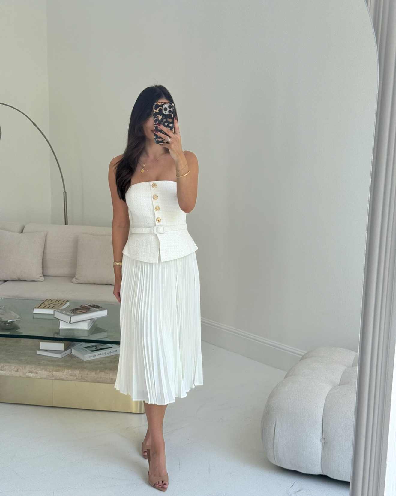 Gorgeous white dress for the brides, races or white party #whitedress #bride #weddingdress #whitepartydress #racesdress 

#LTKwedding #LTKdresses #LTKsummer