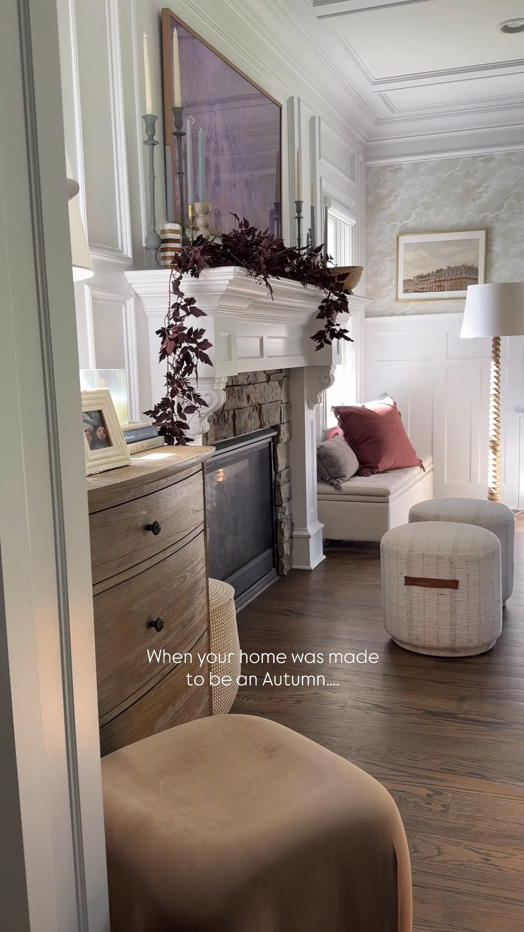 Often there’s one season during which your home truly shines and for me, it’s always been autumn 🍂 The colors, the natural light — it all feels so natural this time of year, which is why it’s my favorite… 

Fall decorating, fall entertaining, GIRLONTHEHUDSON, neutral home, modern coastal, minted art, cozy home, fall inspo, fall decor, fall accessories, brass accents,