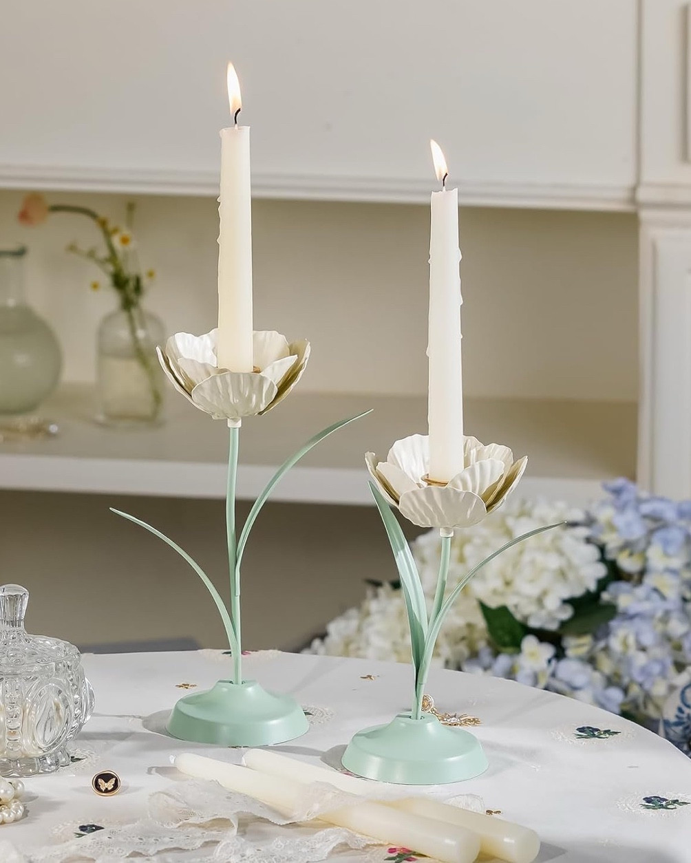 Tulip Taper Candle Holders 
Set of 2
White & Green

These just make me happy! 
there is some small assmebly required.. 
comes in all gold too! 
