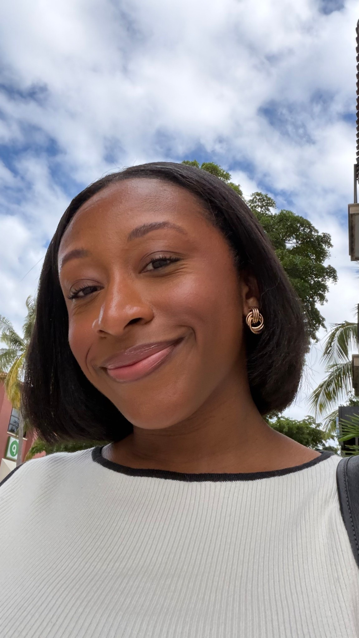 Current favorite lip combo! Using maybelline lifter gloss in color stone, charlotte tilbury lip-cheat in pillow talk 3 intense and NARS the multiple in color dolce vita! 

(Black girl lip combo, lip combo, lip liner, Sephora sale) 

#LTKBeauty