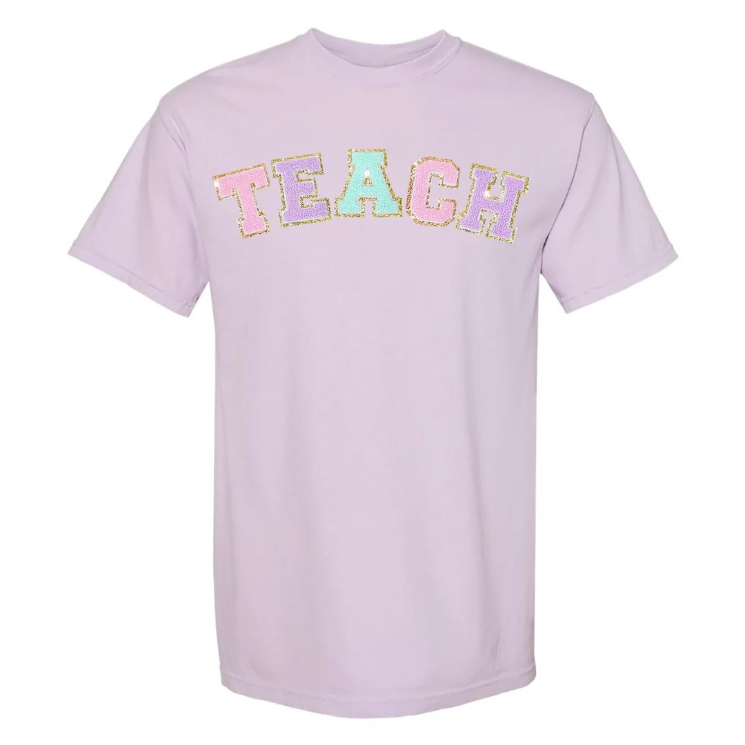 'Teach' Letter Patch T-Shirt | United Monograms