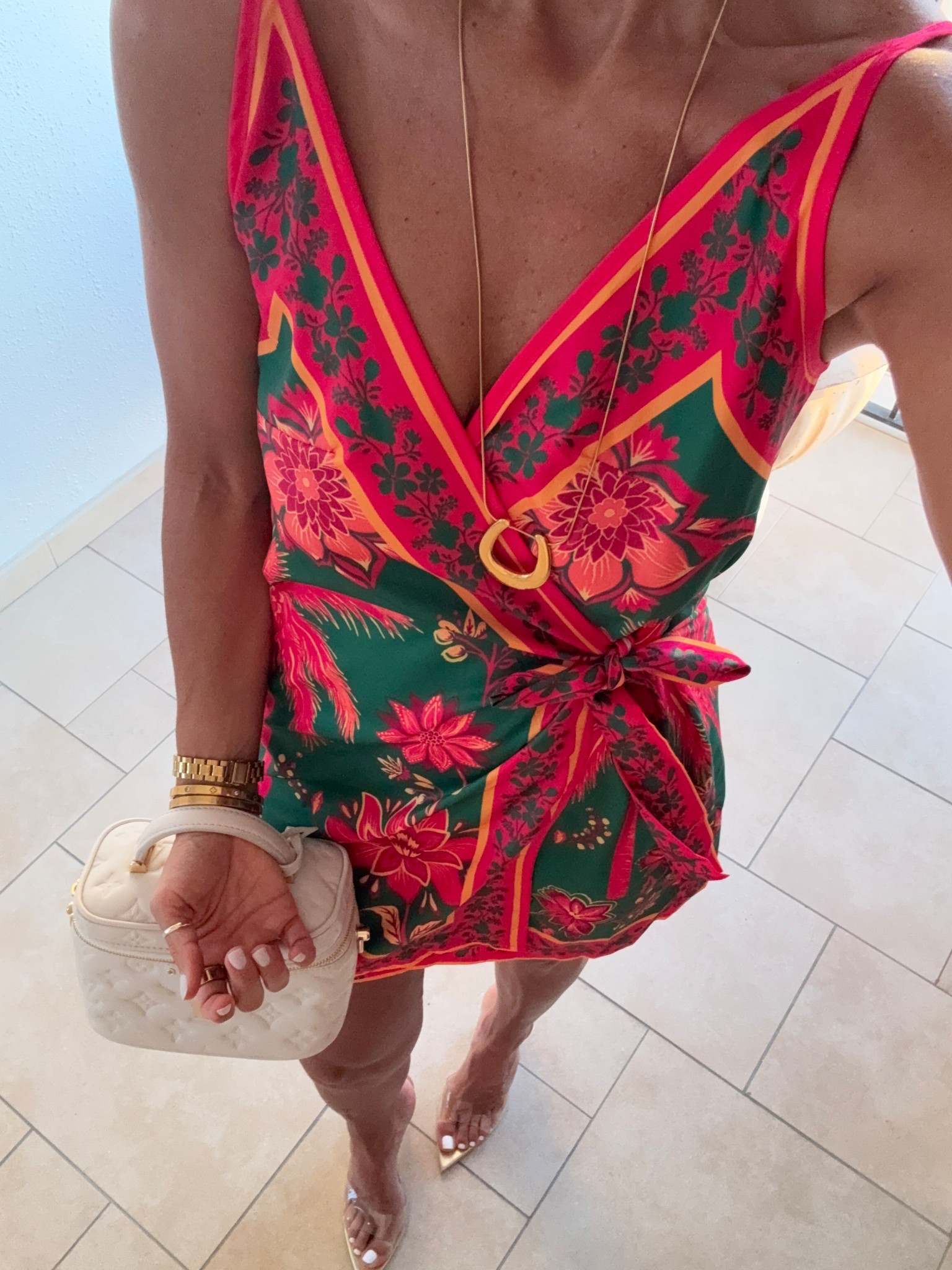 Size small in dress 

#LTKFindsUnder100 #LTKSeasonal