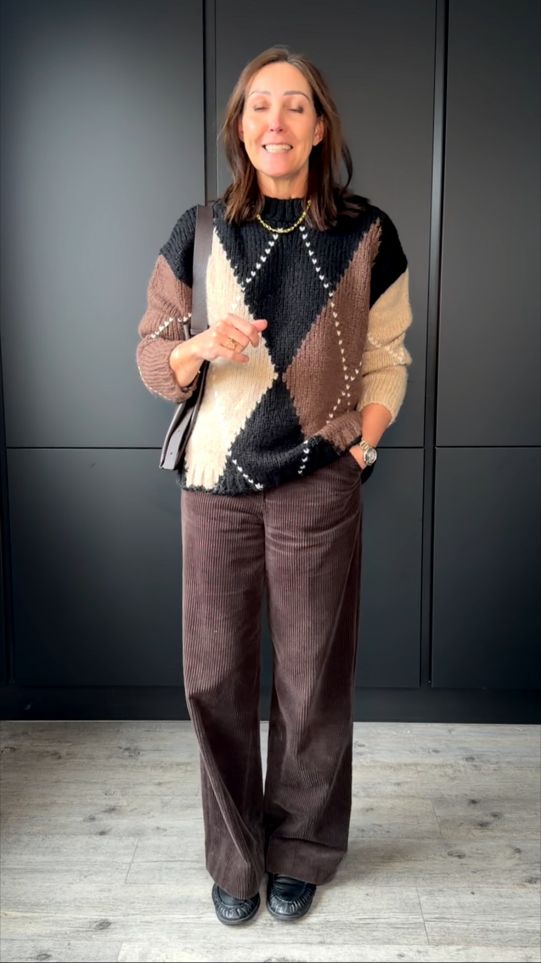 I got my hands on this fab jumper and I’m so pleased with it. Soft, cosy and the colours are soooo good. It’s very oversized - I’m wearing a small.
Arket cords from last year but I’ve linked alternatives xx