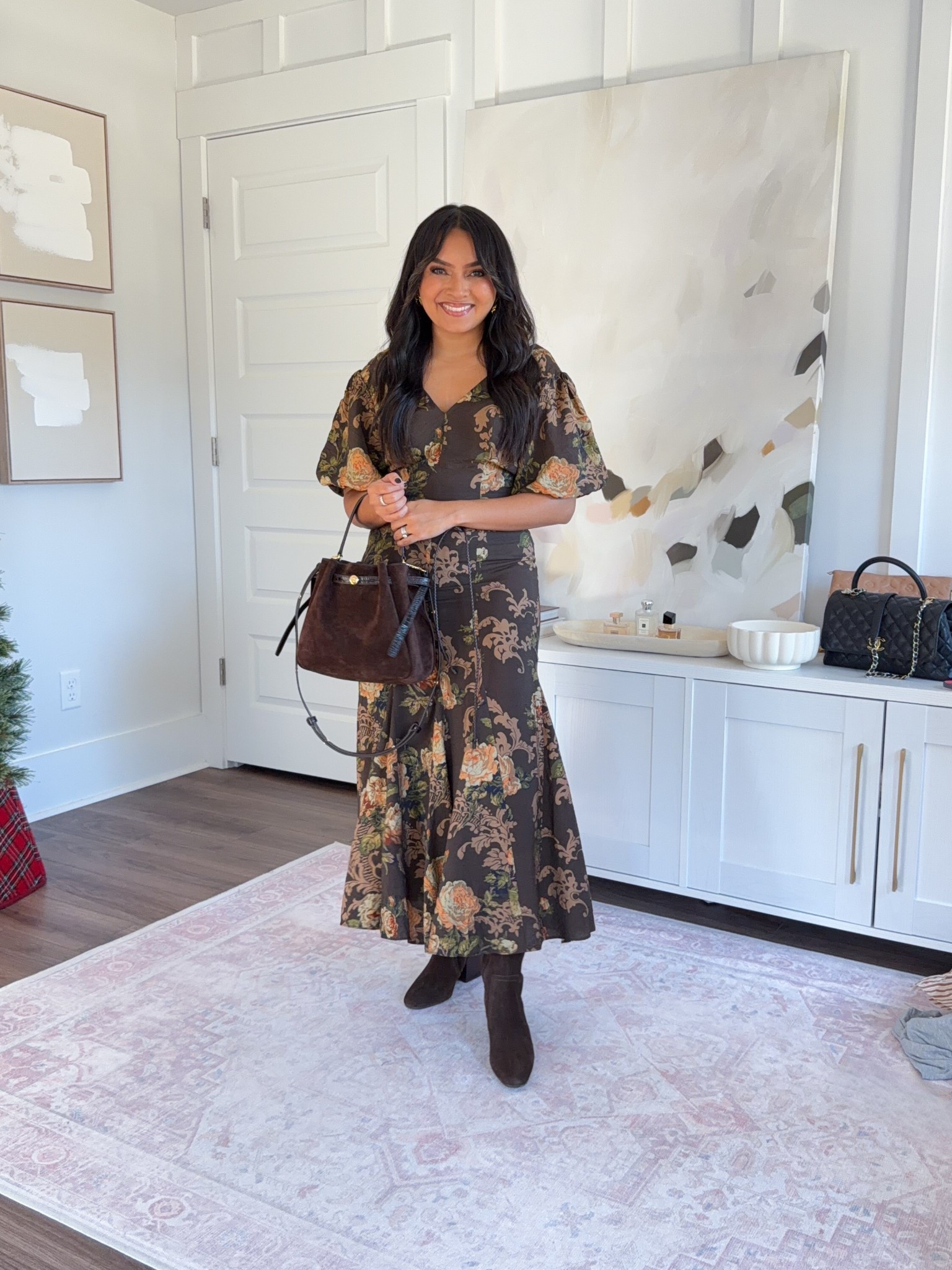 Brown floral dress size xs TTS
Chocolate brown suede waterproof boots size 6 TTS

#LTKHoliday #LTKPetite #LTKCyberWeek