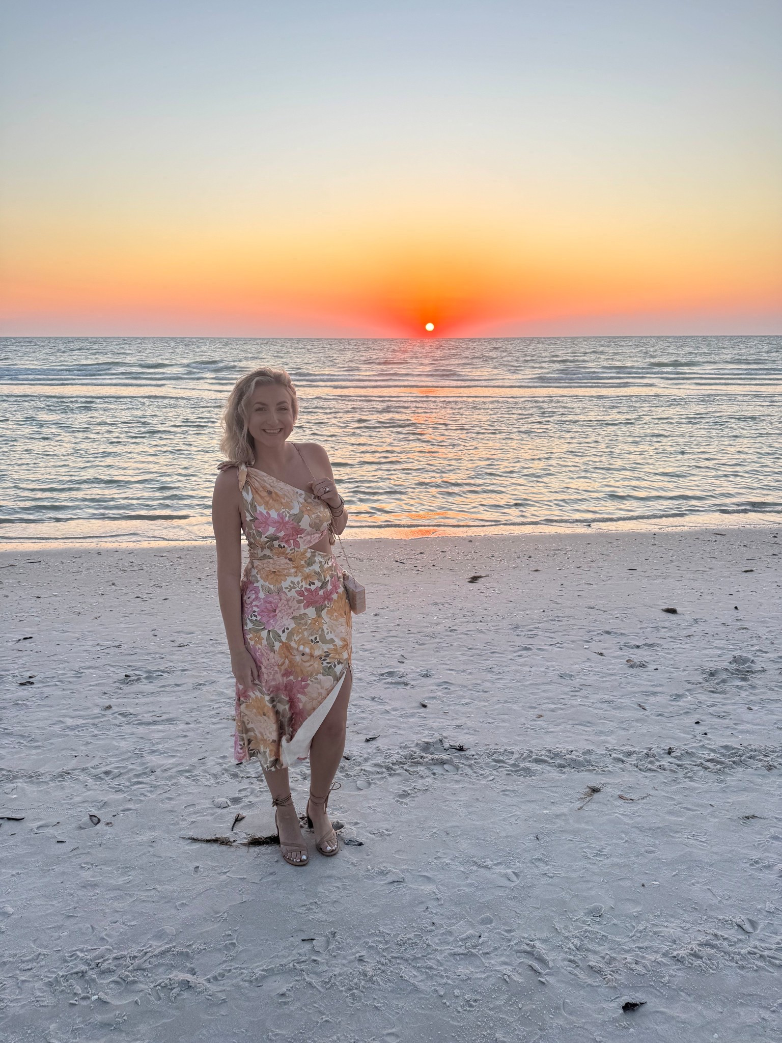 Welcome night dress! On super sale right now, final sale. Dont follow the size chart, go with your true size. 

Also loved this wedding purse from Amazon!


#LTKWedding #LTKFindsUnder50 #LTKTravel