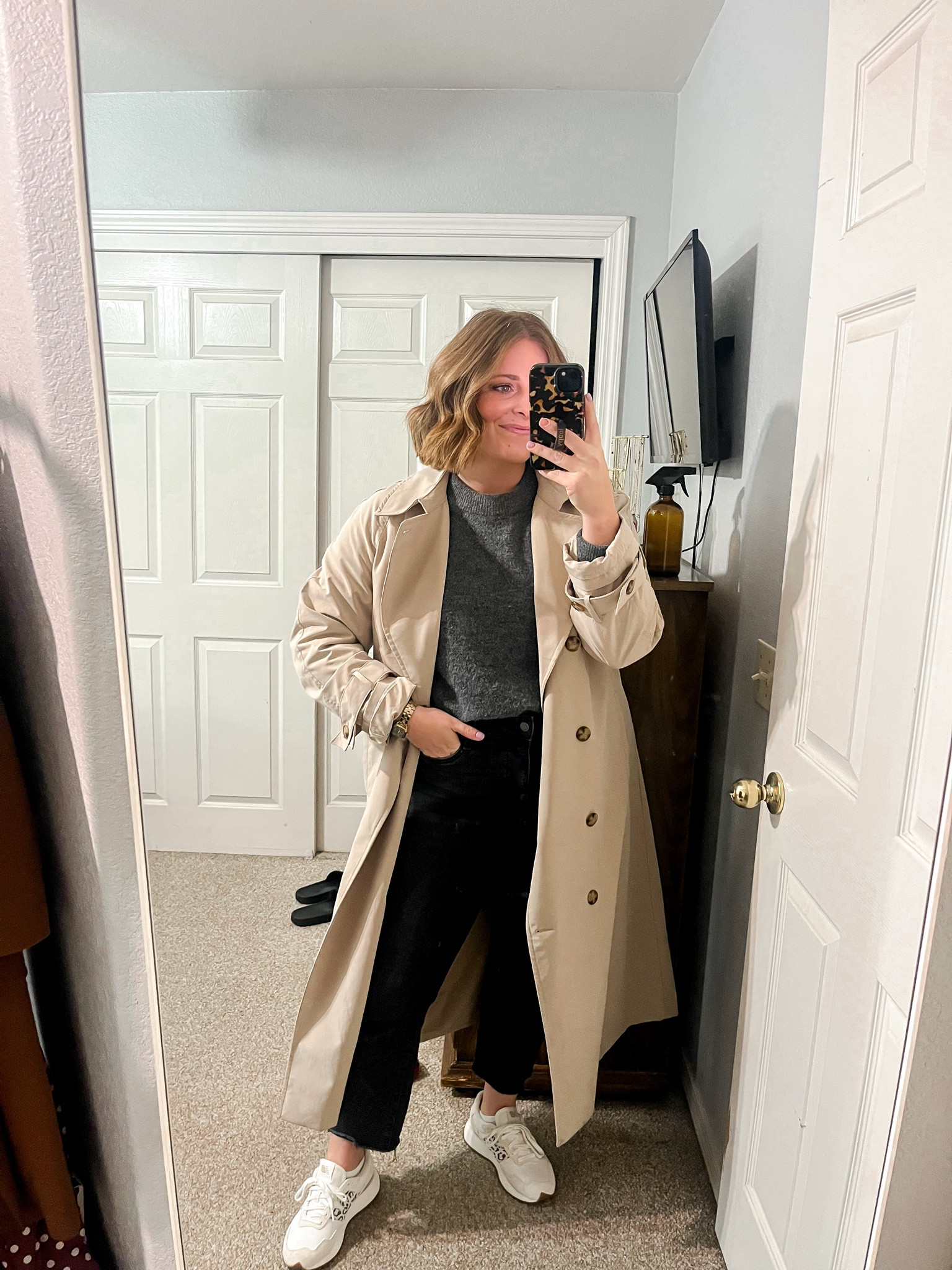Rainy day outfit// always wearing my trench coat!

#LTKStyleTip #LTKSeasonal #LTKMidsize