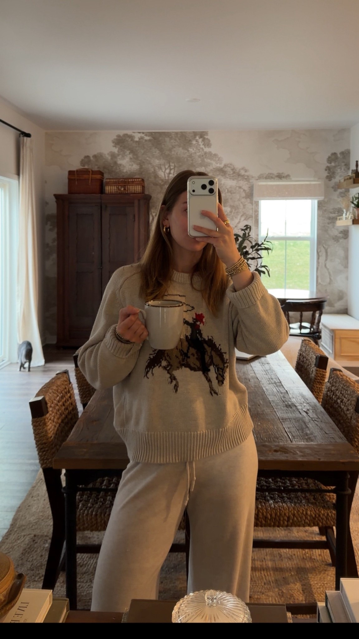 3/3/26 Cozy Morning Loungewear

My go-to cozy morning outfit 🤍 Wearing my favorite Aritzia lounge pants with my Abercrombie rodeo sweater.

Easy, comfortable, and perfect for slow mornings at home. Everything is linked here ✨

#LTKmorningroutine