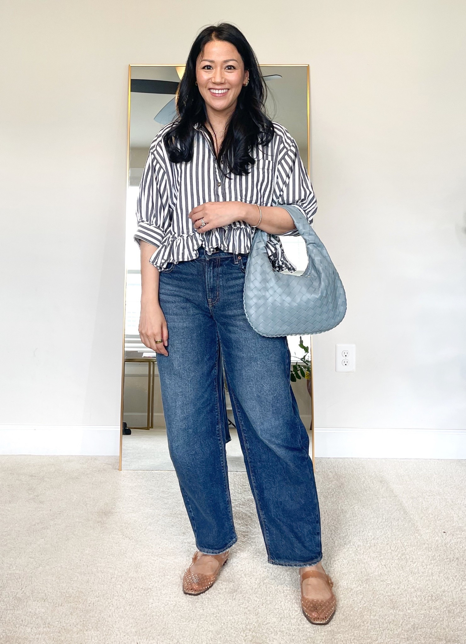 Size small top
Size 2 jeans (exact pair are older from American Eagle- stretch barrel jeans)
Flats are true to size


#LTKSeasonal #LTKOver40 #LTKootd