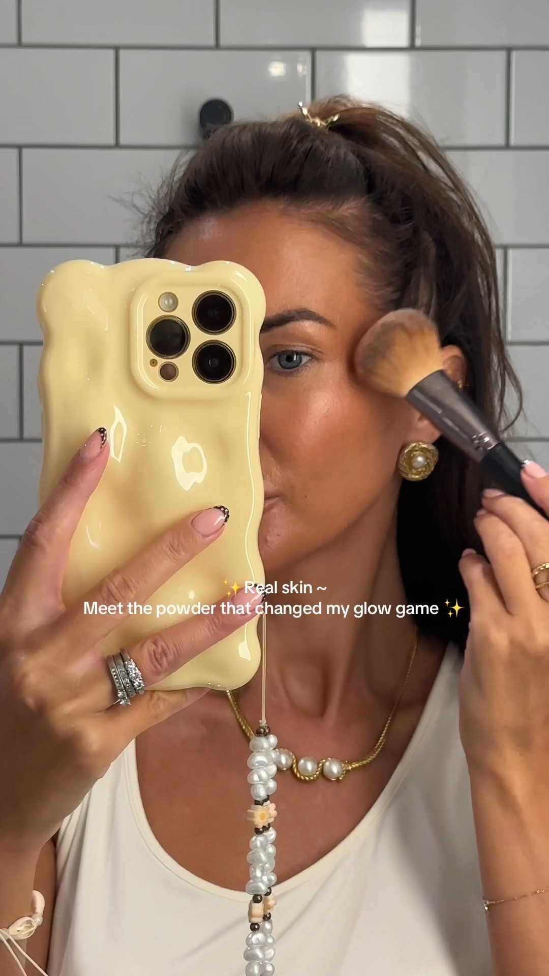 Skin glow secret highlighter beauty make up every day make up

#LTKautumn #LTKbeauty