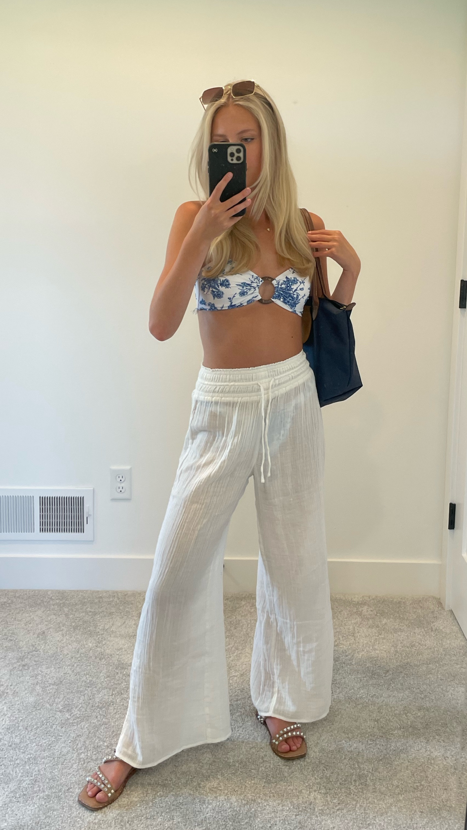 Beach/pool fit⛱️
Berlook bikini top & bottom (XS)
Abercrombie coverup pants (XS short)
Loving this blue/white floral pattern for summer!!
#beachfit #poolfit #beach #pool #bikini #swim #swimsuit #LTKsummer #summer #abercrombie #beach #pool 

#LTKtravel #LTKitbag #LTKswim