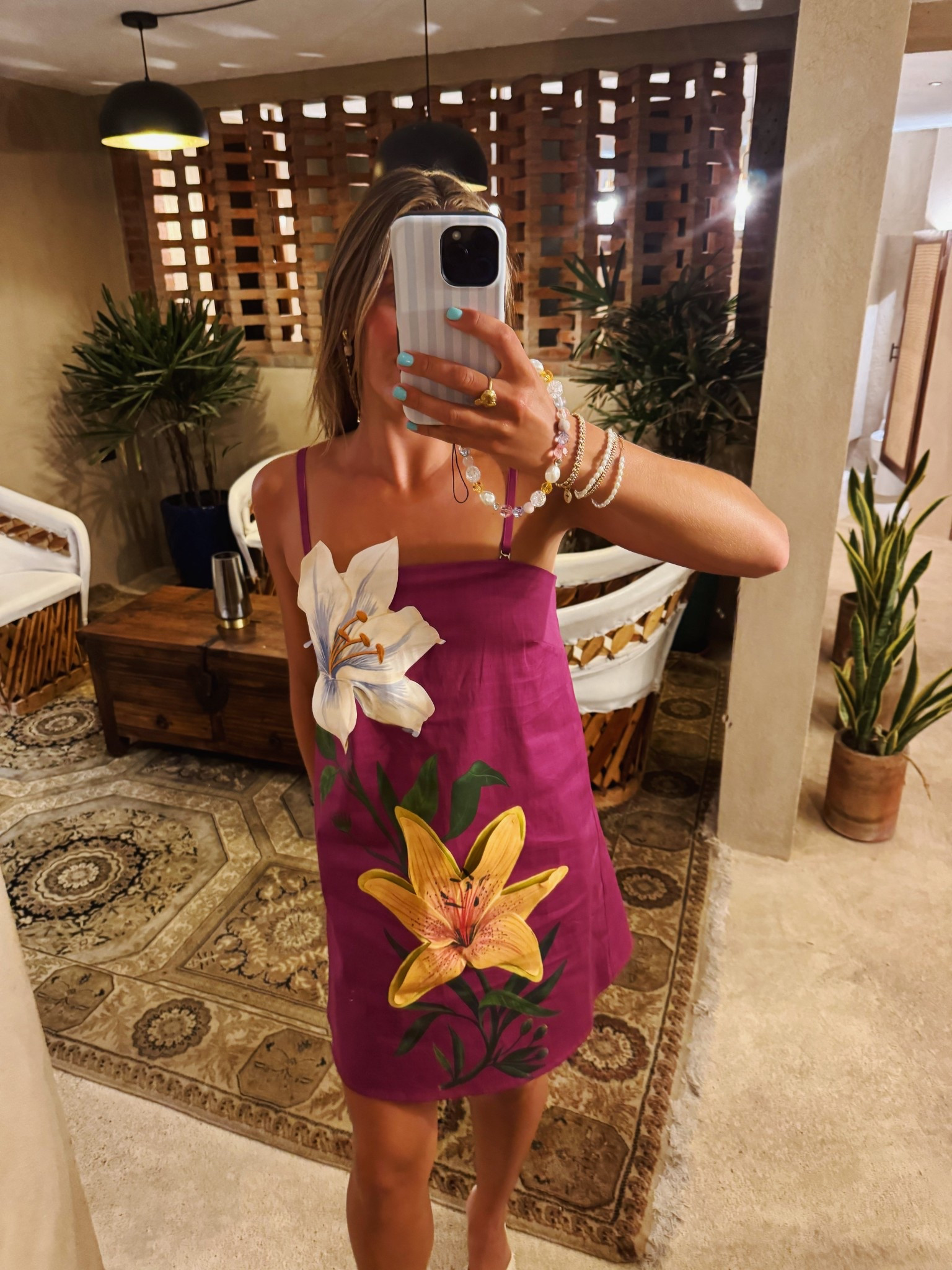 Ideal vacation dress🌺

Wearing an XS