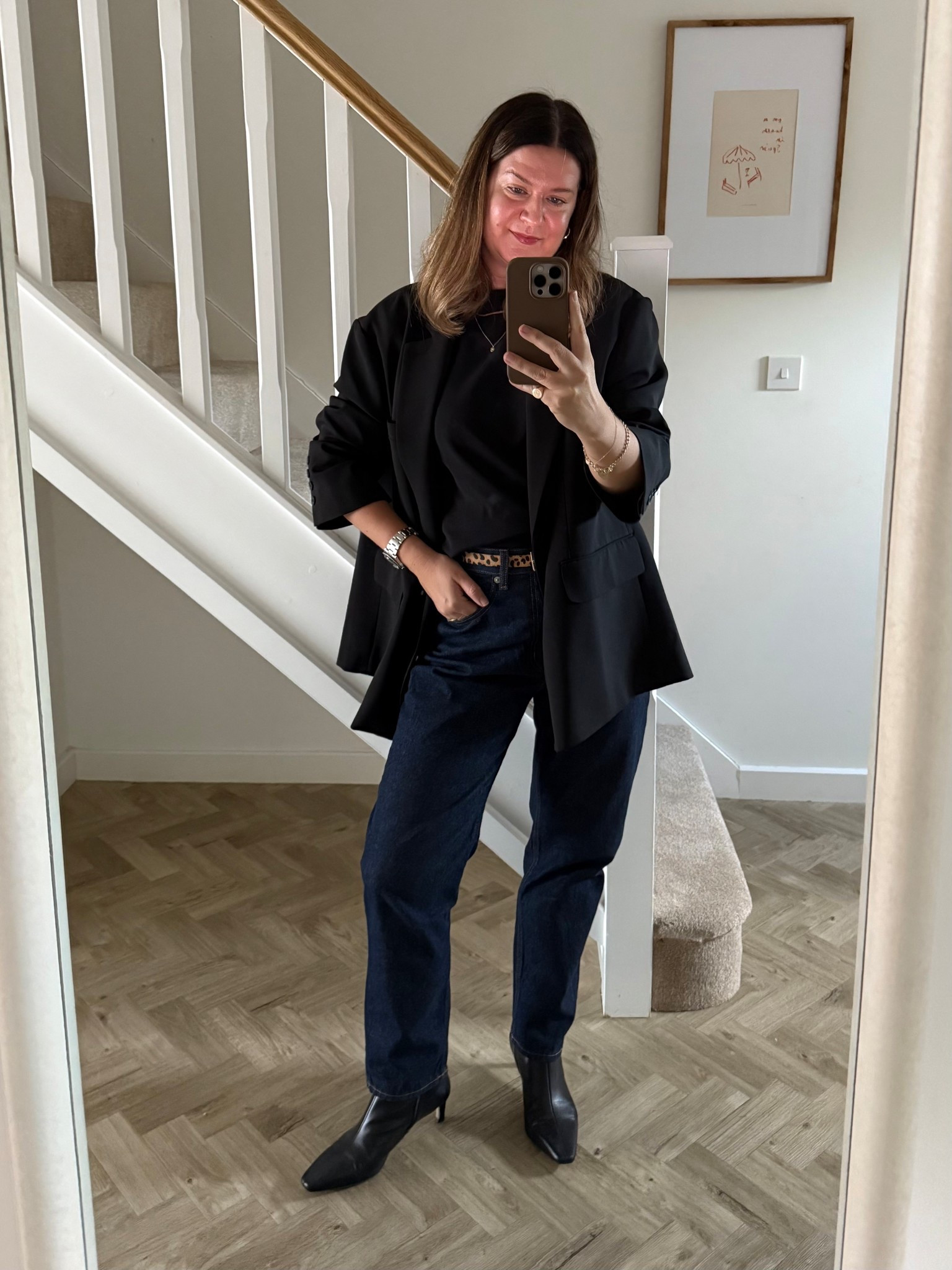 For a wardrobe piece I consider a modern classic in my repertoire, it’s mad I only actually wear this black blazer in the autumn/winter months. She’s been stowed away all summer long and now it’s finally time to get her back out. 

Perfectly outsized, draping nicely off the shoulders and falling into a fluid yet structured silhouette, I defy you to find a better everyday tailored blazer. 

The jeans are a new find and unbelievably - under £30. 

#LTKautumn #LTKeurope #LTKuk