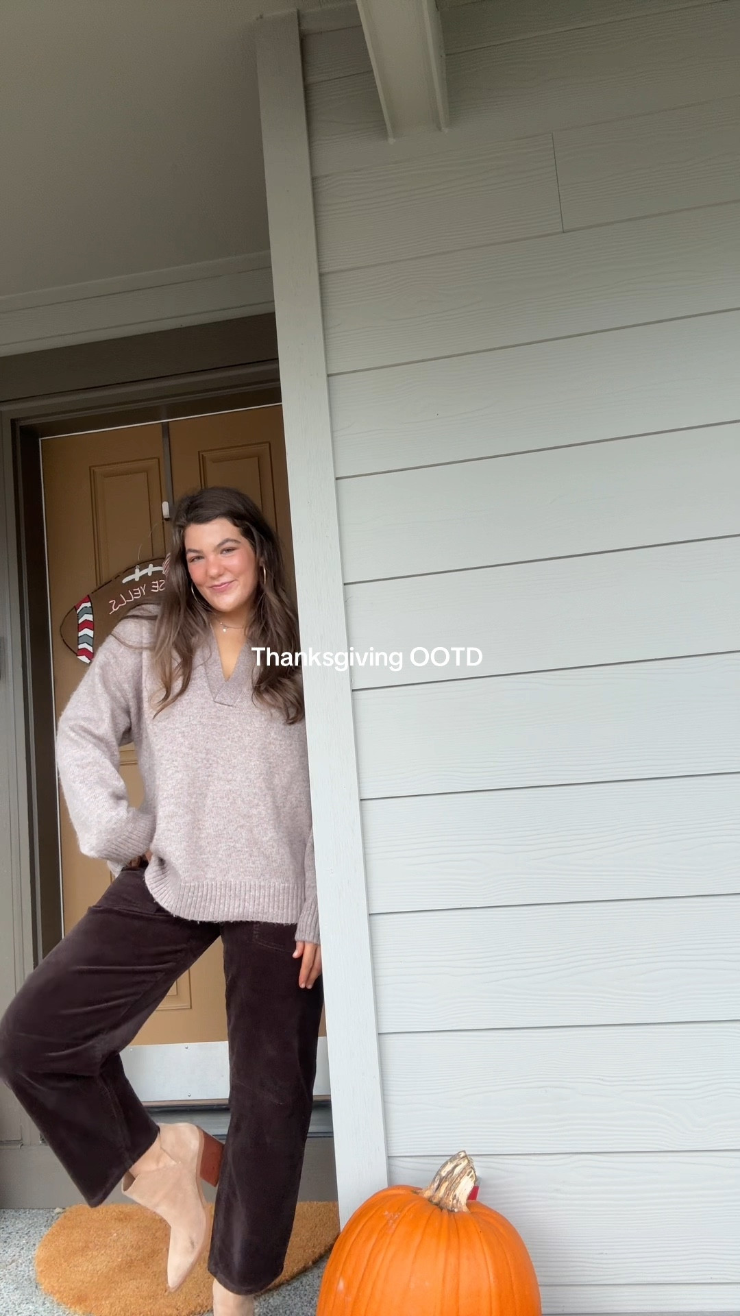 Comfy, warm & easy to eat in 

#LTKootd #LTKHoliday #LTKFindsUnder100