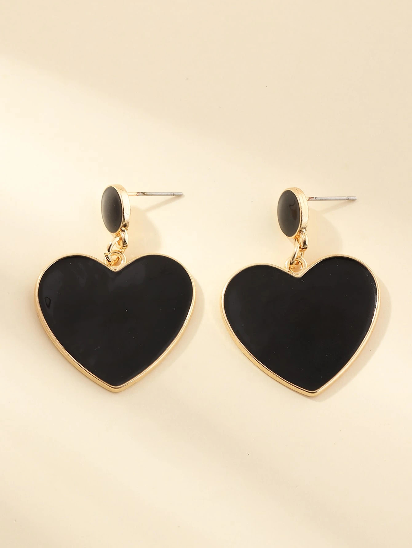 Heart Design Drop Earrings | SHEIN