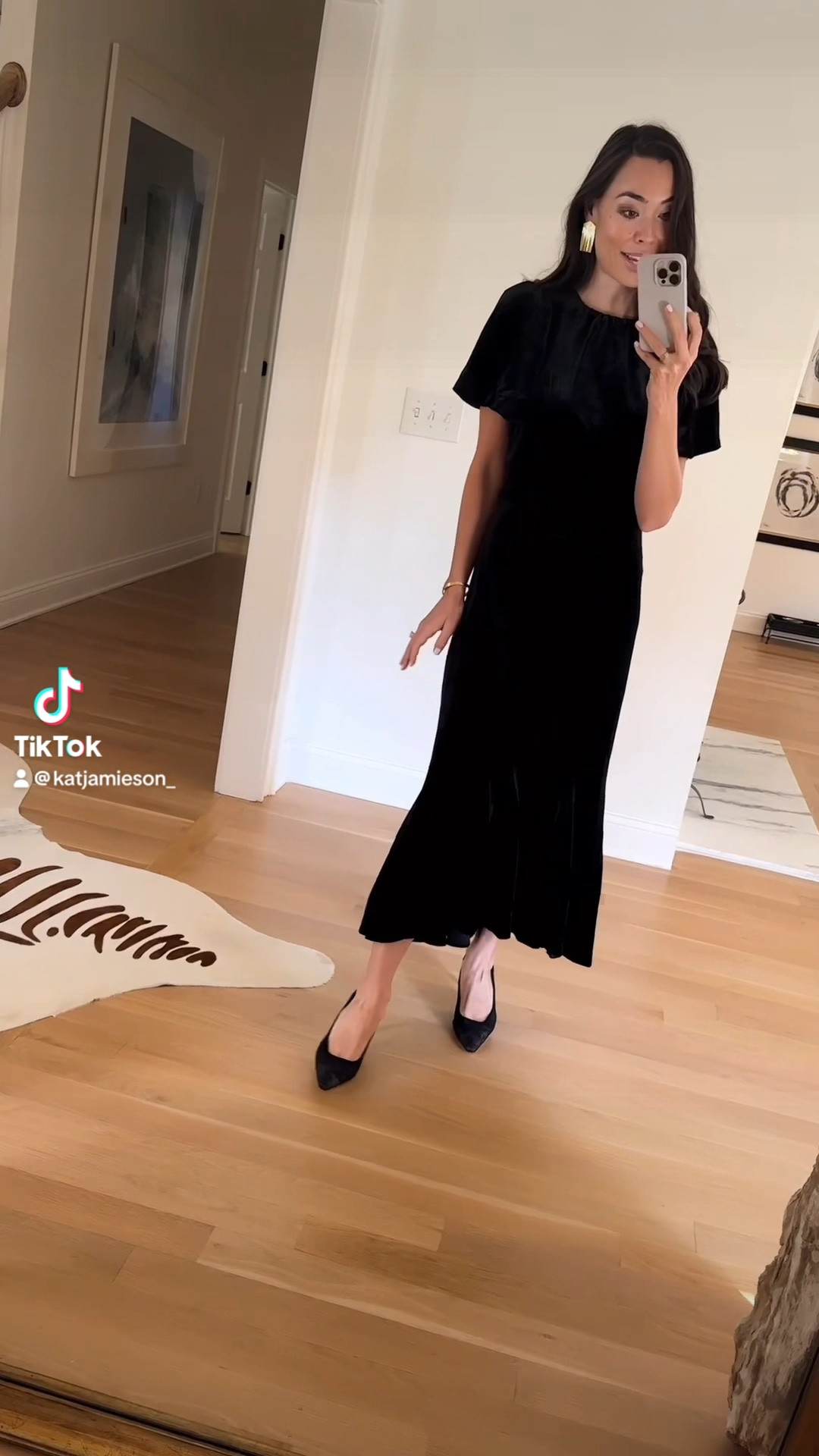 Black velvet dress, holiday outfit, festive outfit. 

#LTKSeasonal #LTKHoliday #LTKVideo