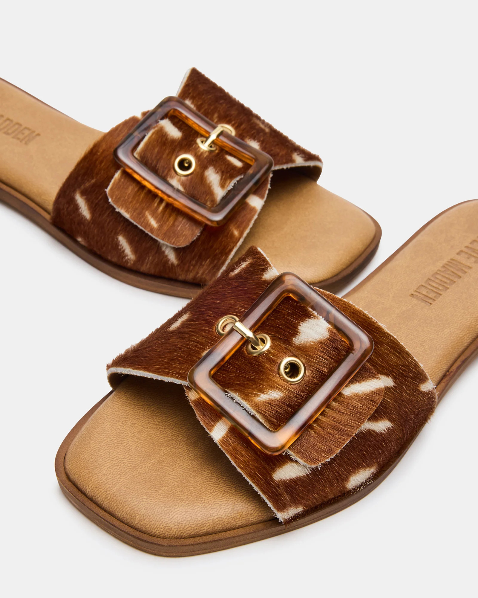 HAPP Fawn Square-Toe Slide Women's Sandal | Steve Madden (US)