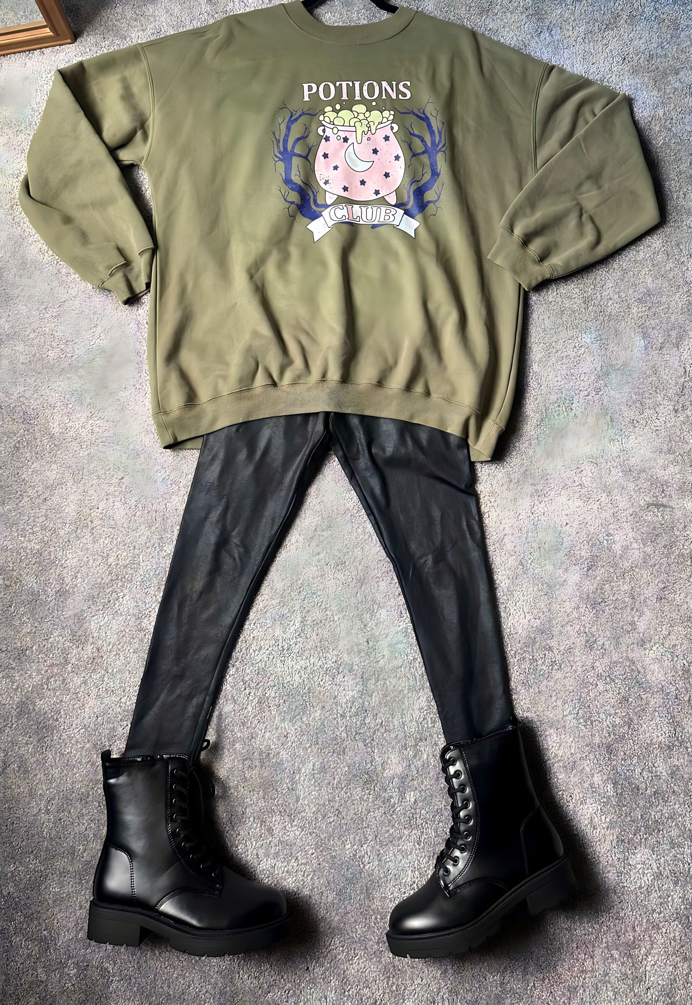 Ready for fall temperatures in Florida so I can wear this cuuuute outfit from Pink Lily 🥹🤭

#LTKSeasonal #LTKstyletip #LTKfindsunder50