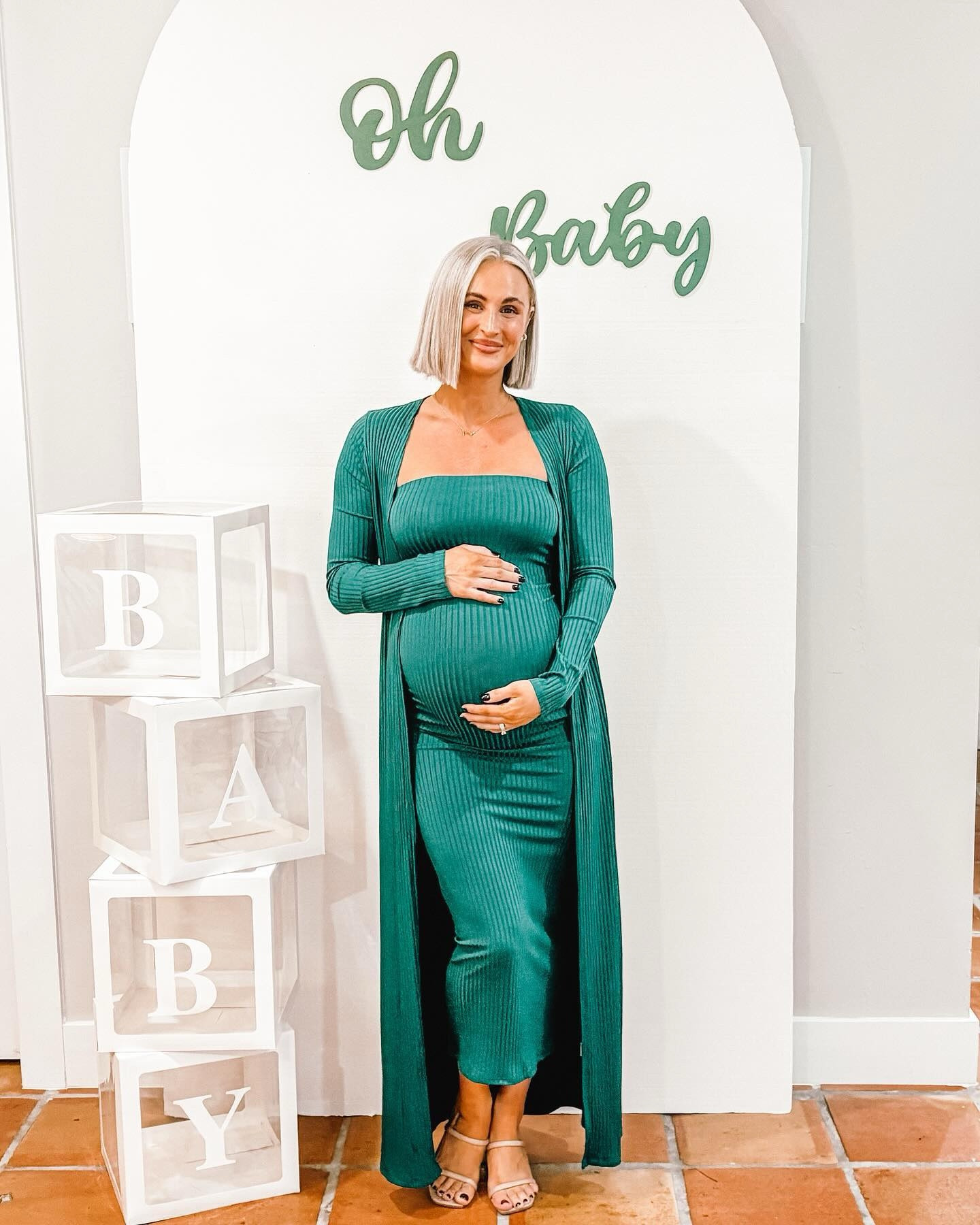 the best day celebrating baby #2 🥹 shoutout to my bestie, @toria.tracy for planning the best shower and making me feel so special!! 🤍