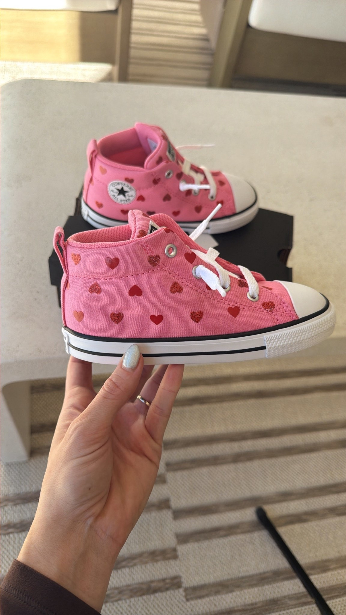 Little girl converse for Valentine’s Day! 💘❤️💌



#LTKKids #LTKFindsUnder50