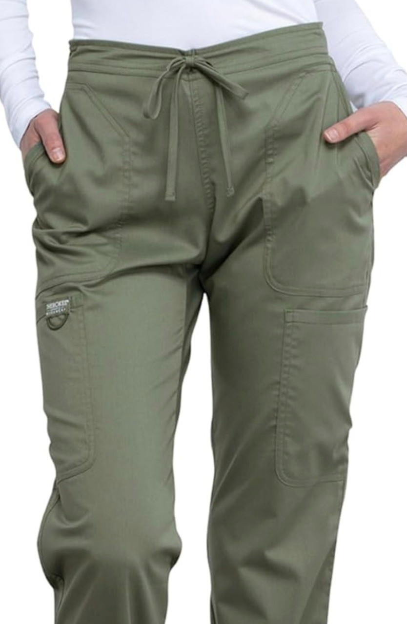 Petite green work pants for short women. Amazon pantalones.

#LTKPetite #LTKMidsize