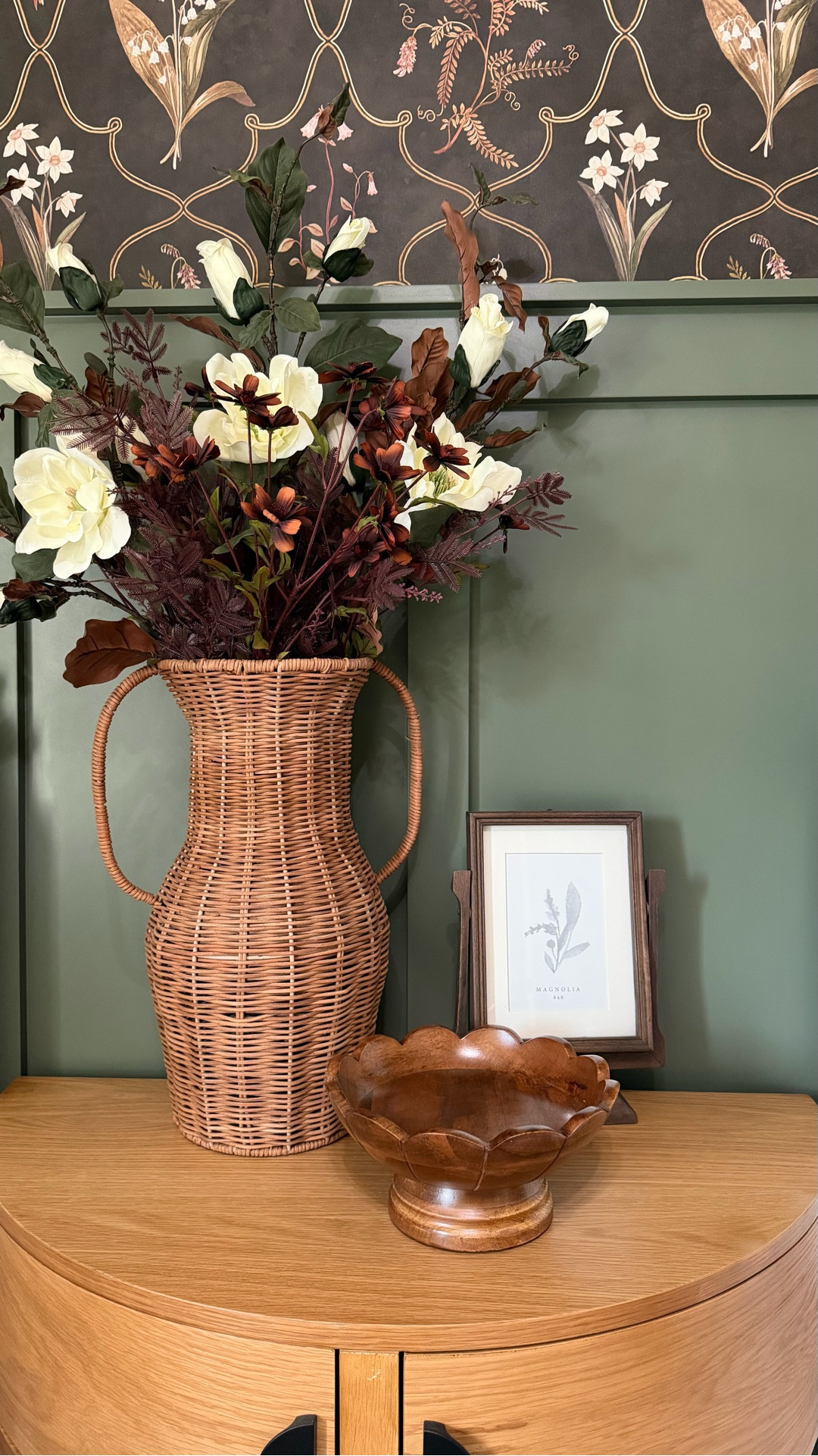This scalloped wood bowl is the cutest ever!  It’s perfect for any place in your home and would make the perfect Mother’s Day gift!

#LTKHome #LTKMothersDay #LTKSaleAlert