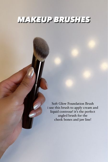 Soft Glow Foundation Brush
i use this brush to apply cream and
liquid controur! it's the perfect
angled brush for the
cheek bones and jaw line!

#LTKstyletip #LTKbeauty #LTKfindsunder50