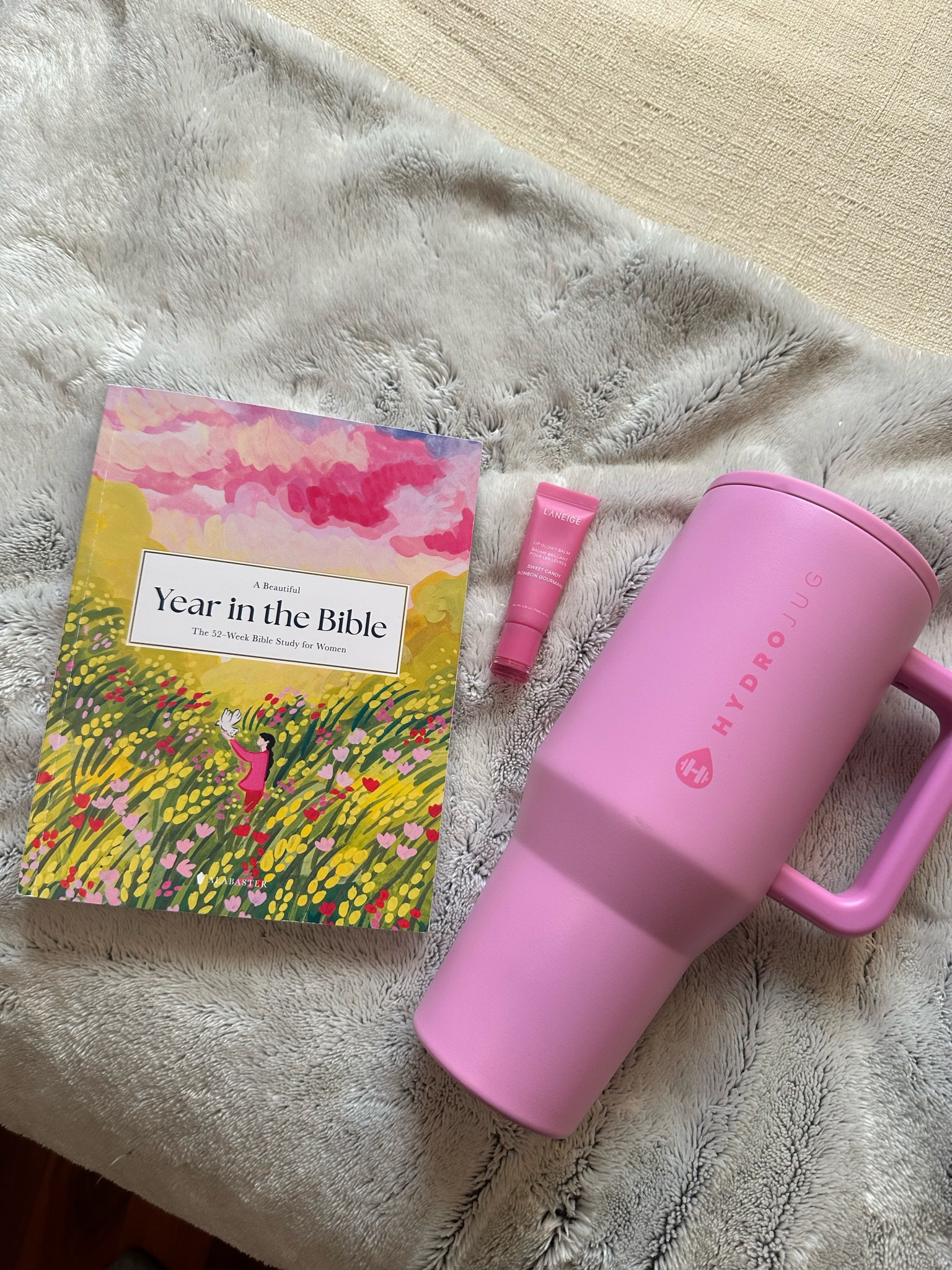 February Essentials 🩷✨