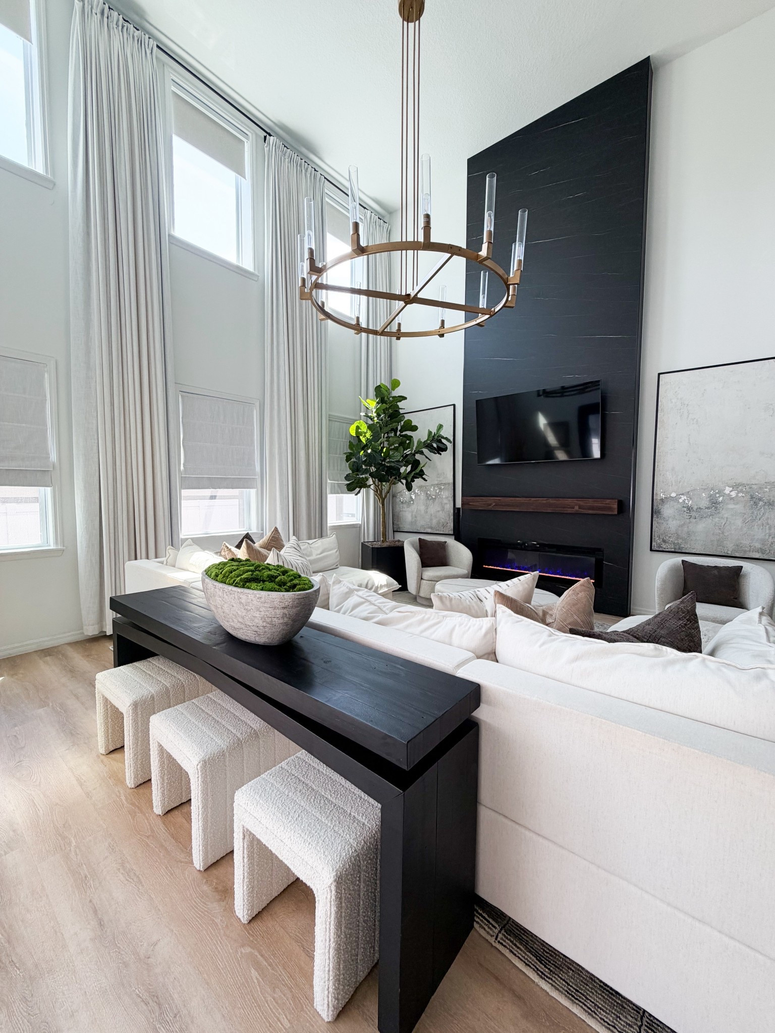 The perfect sofa table moment 🤍 ties the whole room together #ad
Of course it’s from @Wayfair 😍
#wayfairpartner #wayfair

#LTKSaleAlert #LTKHome