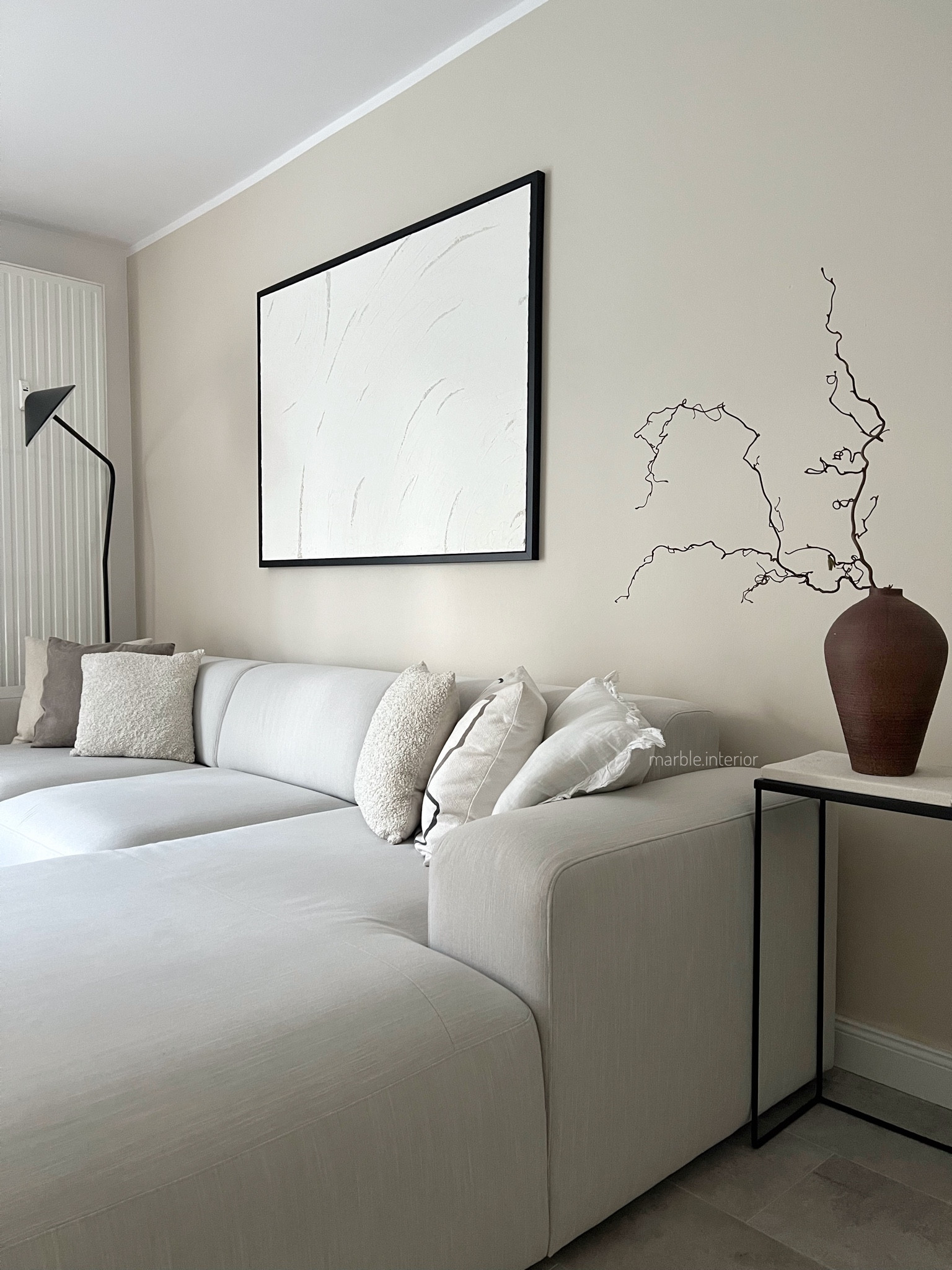 Wohnzimmer Leinwand westwing Vase Trockenblumen beige interior Stehlampe natural neutralhome minimalism minimalhome minimaldesign Sofa Couch interiorinspo livingroom livingroominspo livingroomdecor Deko Kissen lamp Lampe Wanddeko walldecor cozyhome

#LTKhome #LTKFind #LTKstyletip