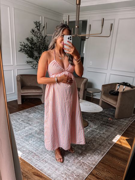 Target new arrival this summer maxi dress is bump-friendly and so cute!! Wearing my true to size small. 



#LTKFindsUnder50 #LTKBump #LTKStyleTip