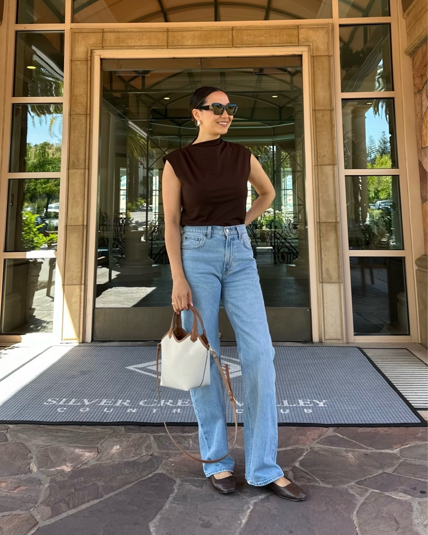25-50% off denim at Abercrombie + an extra 20% off everything else 

Use code AFJEAN for an extra 15% off 

Sale ends 8/10 

Top — linked similar style
Relaxed jeans — wearing the reg length 
Madewell Greta ballet flats 
Loewe sunglasses

#LTKSaleAlert #LTKootd