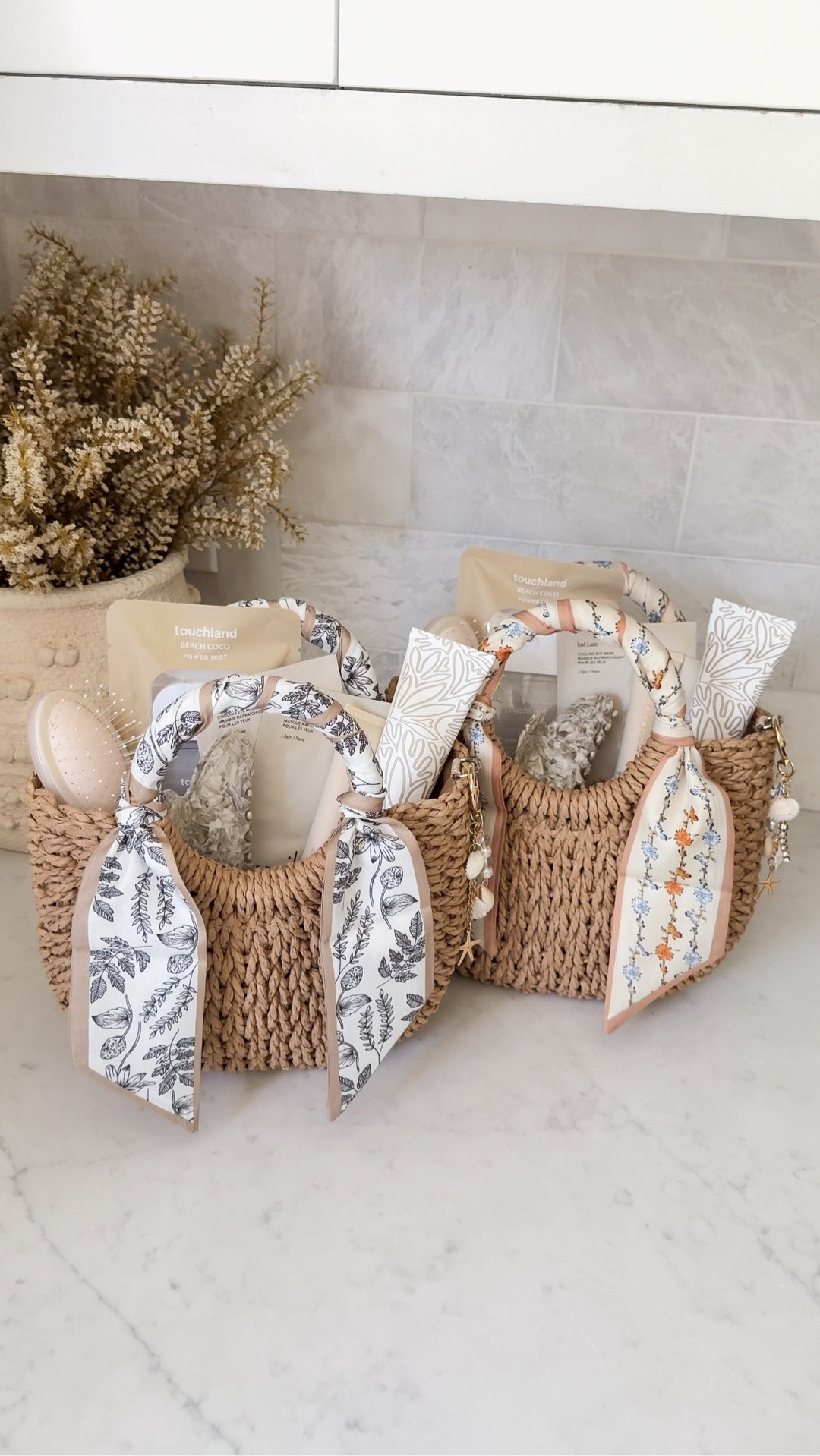 These rattan purses are perfect for party favors & gift giving! ✨

#gifts #giftideas #partyfavors #giftguide #handbag #decor #bridalshower #birthday

#LTKSaleAlert #LTKvlog #LTKselfcare