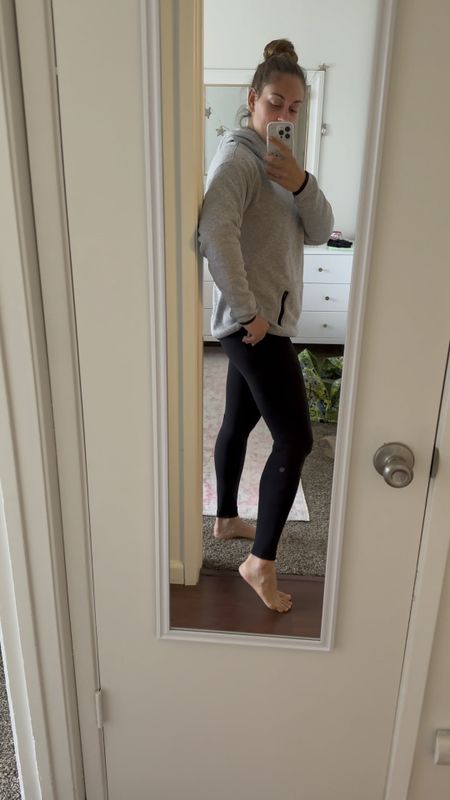 Spoiler alert: they ARE great ones! Took these tights for a 10k today and they’re now on the top of my list with the Fast & Free! I’ve linked the exact leggings I swear by and have been wearing for years for running + working out. I wear a size 4 in the Fast & Free but sized up to a 6 in these.

#LTKfit