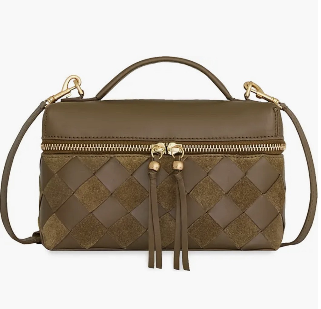 Bottega look for less, wove bag, cosmetic bag, cosmetic case purse, cool girl style bag 

#LTKSaleAlert #LTKWorkwear #LTKSeasonal