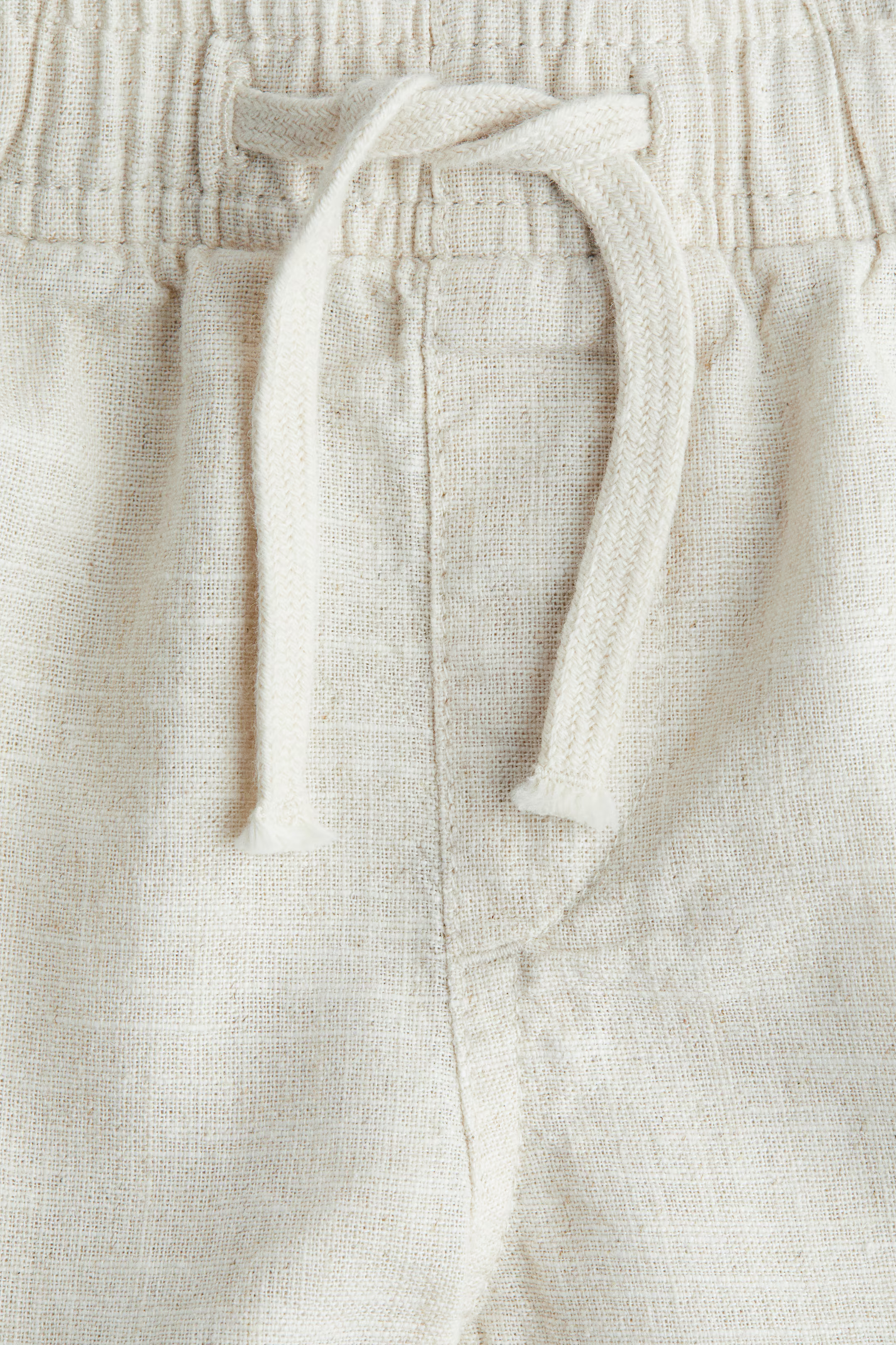 Linen-blend shorts | H&M (UK, MY, IN, SG, PH, TW, HK)