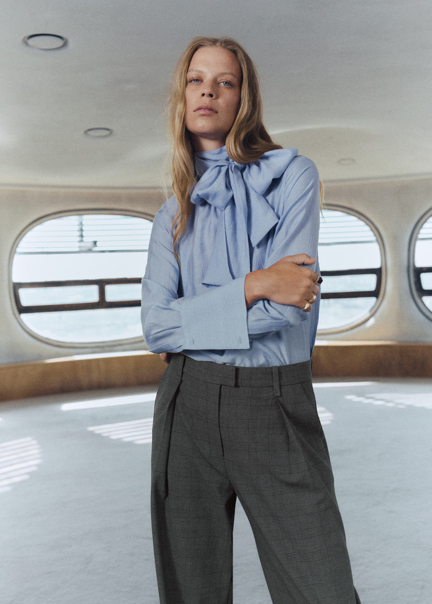 Pleated check-print suit trousers | MANGO (UK)