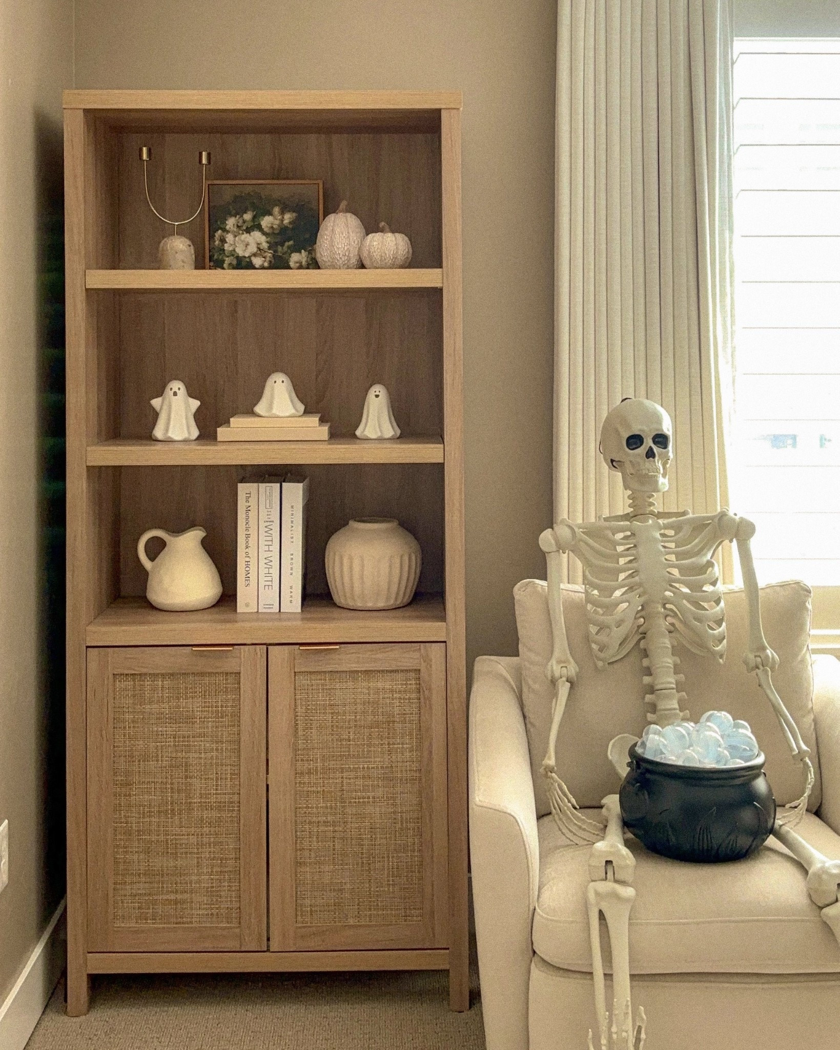 Spooky season is brewing!
This skeleton’s serving looks and potions.

#LTKHalloween #SpookyStyle #SkeletonVibes #ShopMyLook #halloweendecor

#LTKSeasonal #LTKHome #LTKSaleAlert