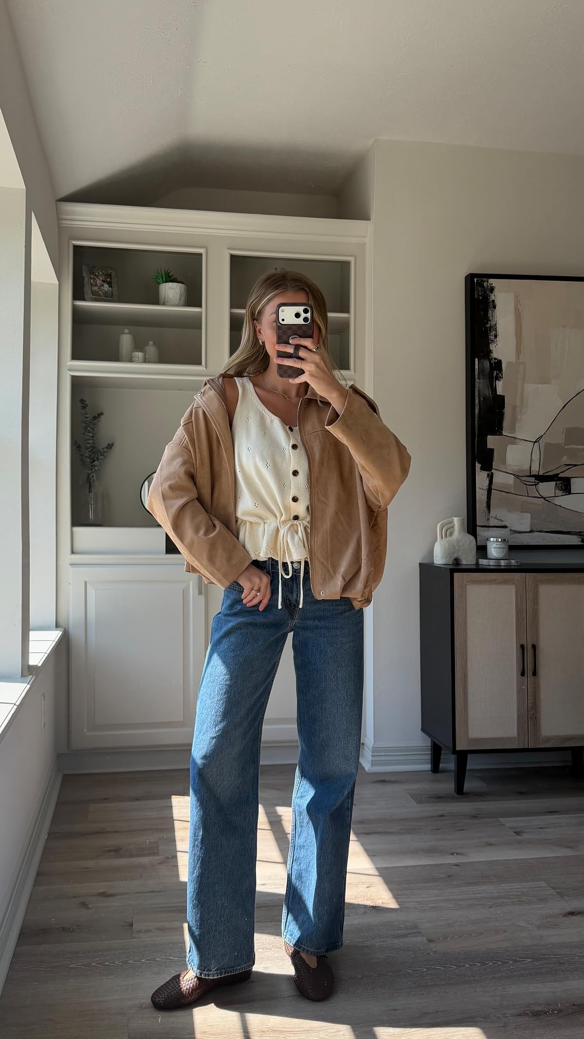 Chic fall outfit! Wearing S in sweater top, S in jacket, 26 in jeans.
 

 #LTKootd