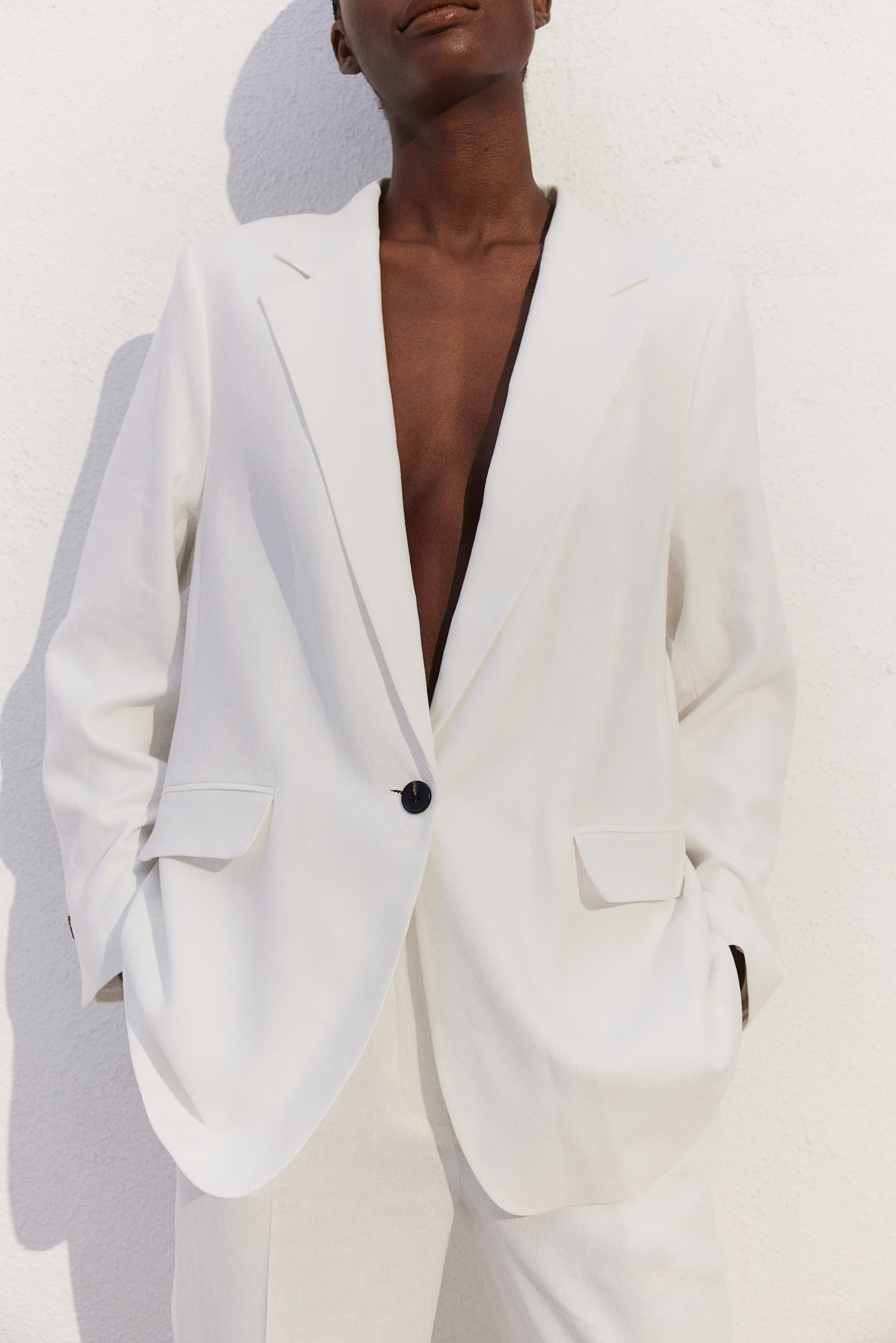 Linen-blend blazer - Long sleeve - Regular length - White - Ladies | H&M GB | H&M (UK, MY, IN, SG, PH, TW, HK)